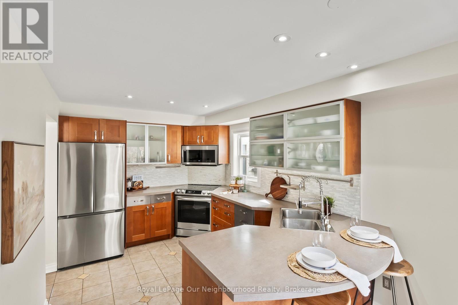 1110 Snowberry Street, Oshawa, Ontario  L1K 2J2 - Photo 11 - E12974980