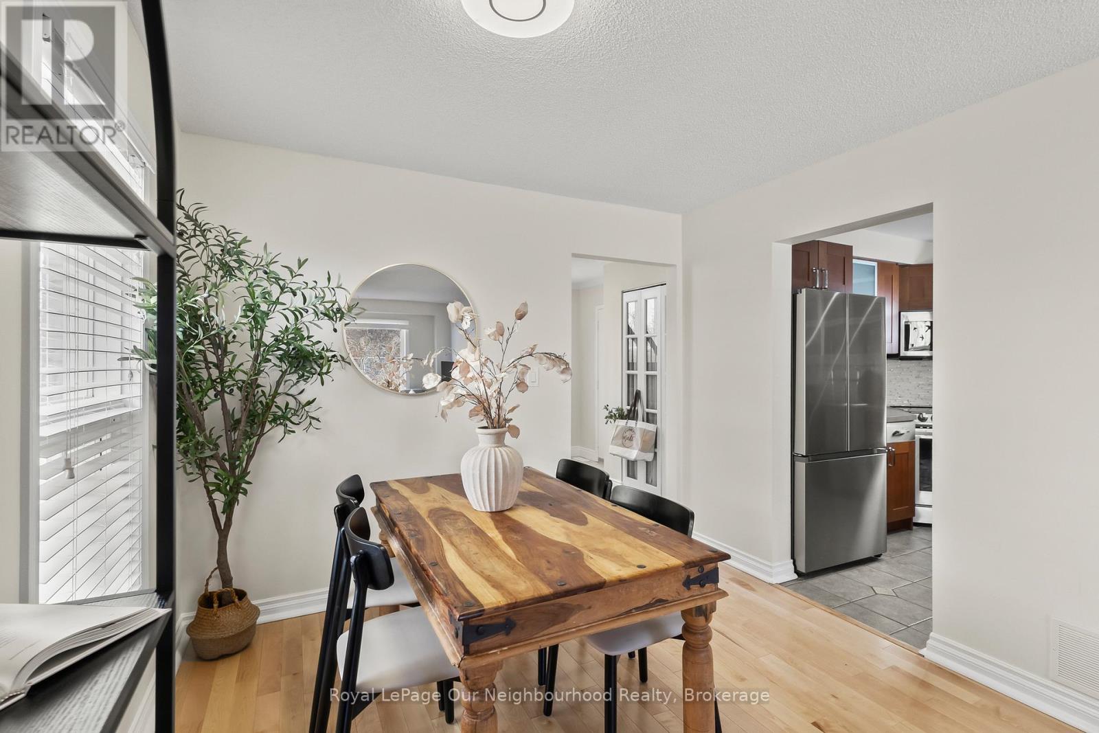 1110 Snowberry Street, Oshawa, Ontario  L1K 2J2 - Photo 6 - E12974980