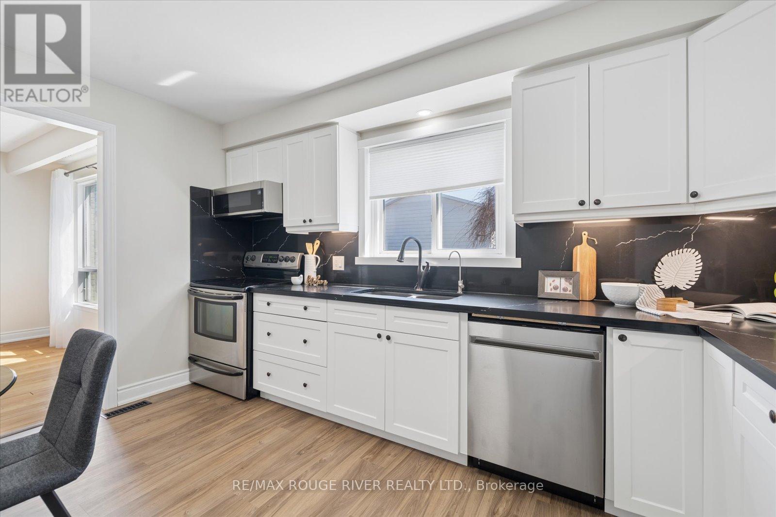 54 Rosalynne Avenue, Clarington, Ontario  L1C 3X8 - Photo 20 - E12975018