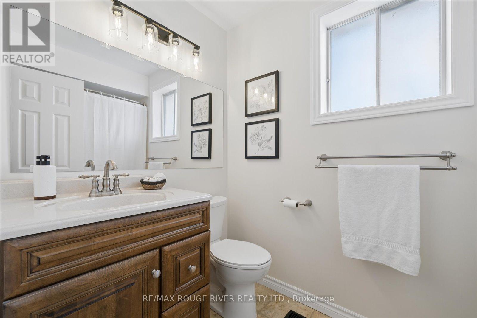 54 Rosalynne Avenue, Clarington, Ontario  L1C 3X8 - Photo 35 - E12975018