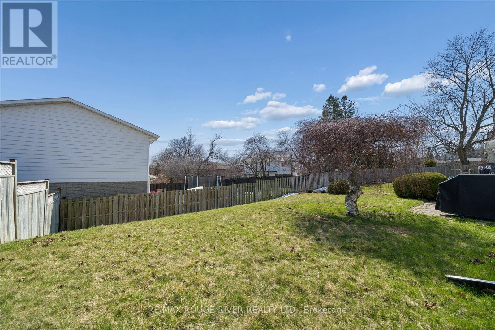 54 Rosalynne Avenue, Clarington, Ontario  L1C 3X8 - Photo 46 - E12975018