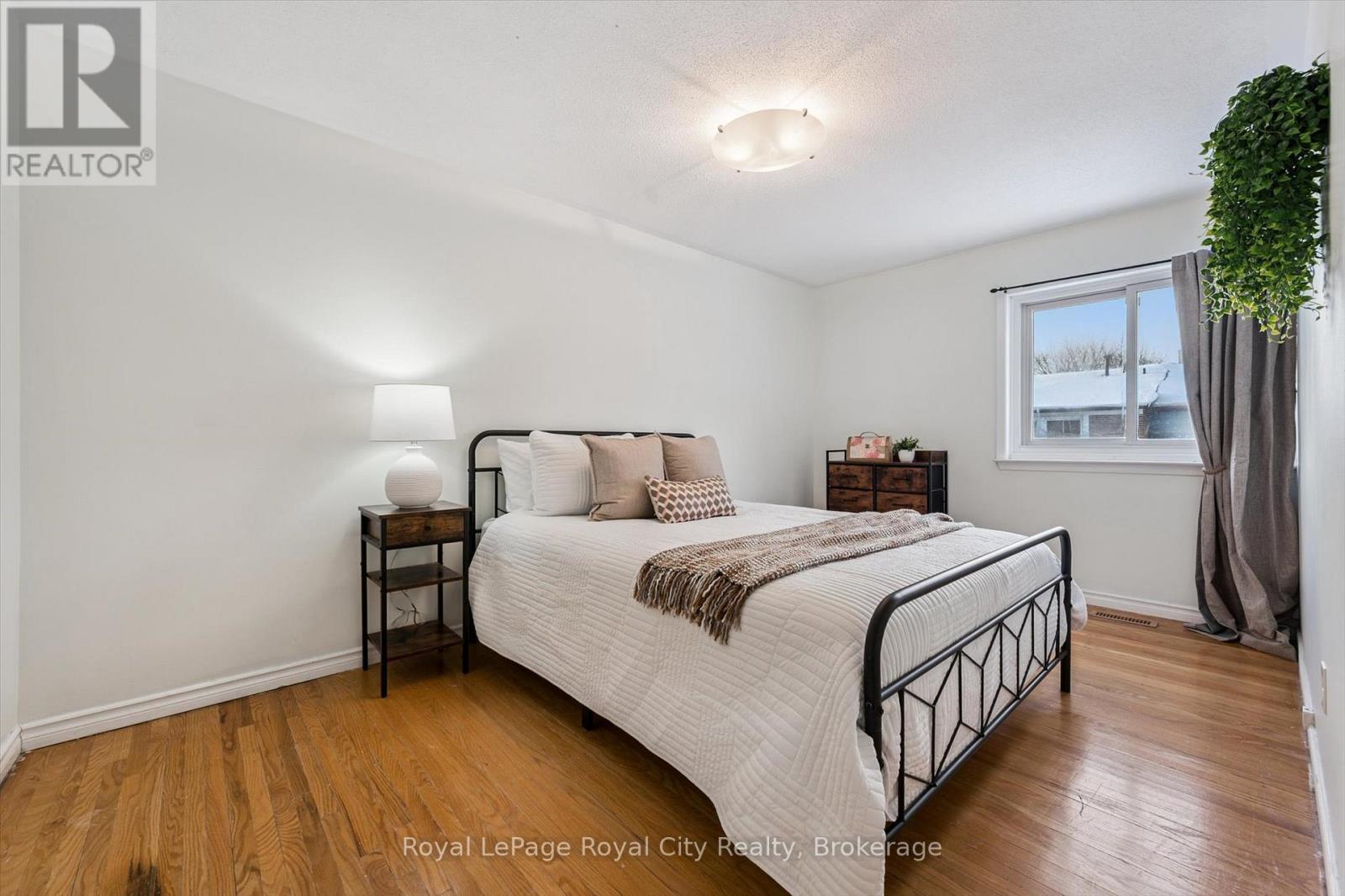 30 - 121 Bagot Street, Guelph, Ontario N1H 5T8 - Photo 28 - X12975072