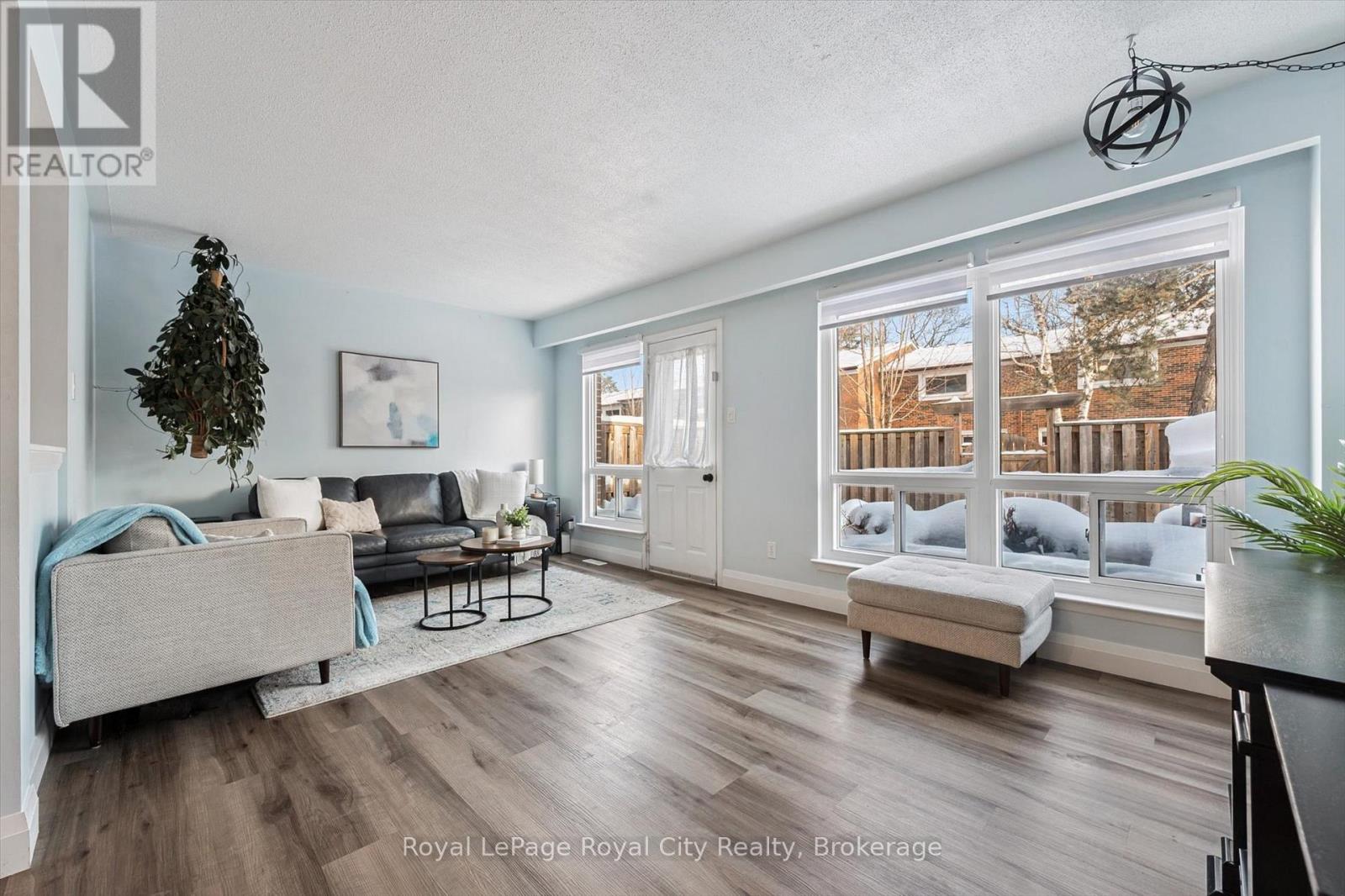 30 - 121 Bagot Street, Guelph, Ontario N1H 5T8 - Photo 7 - X12975072