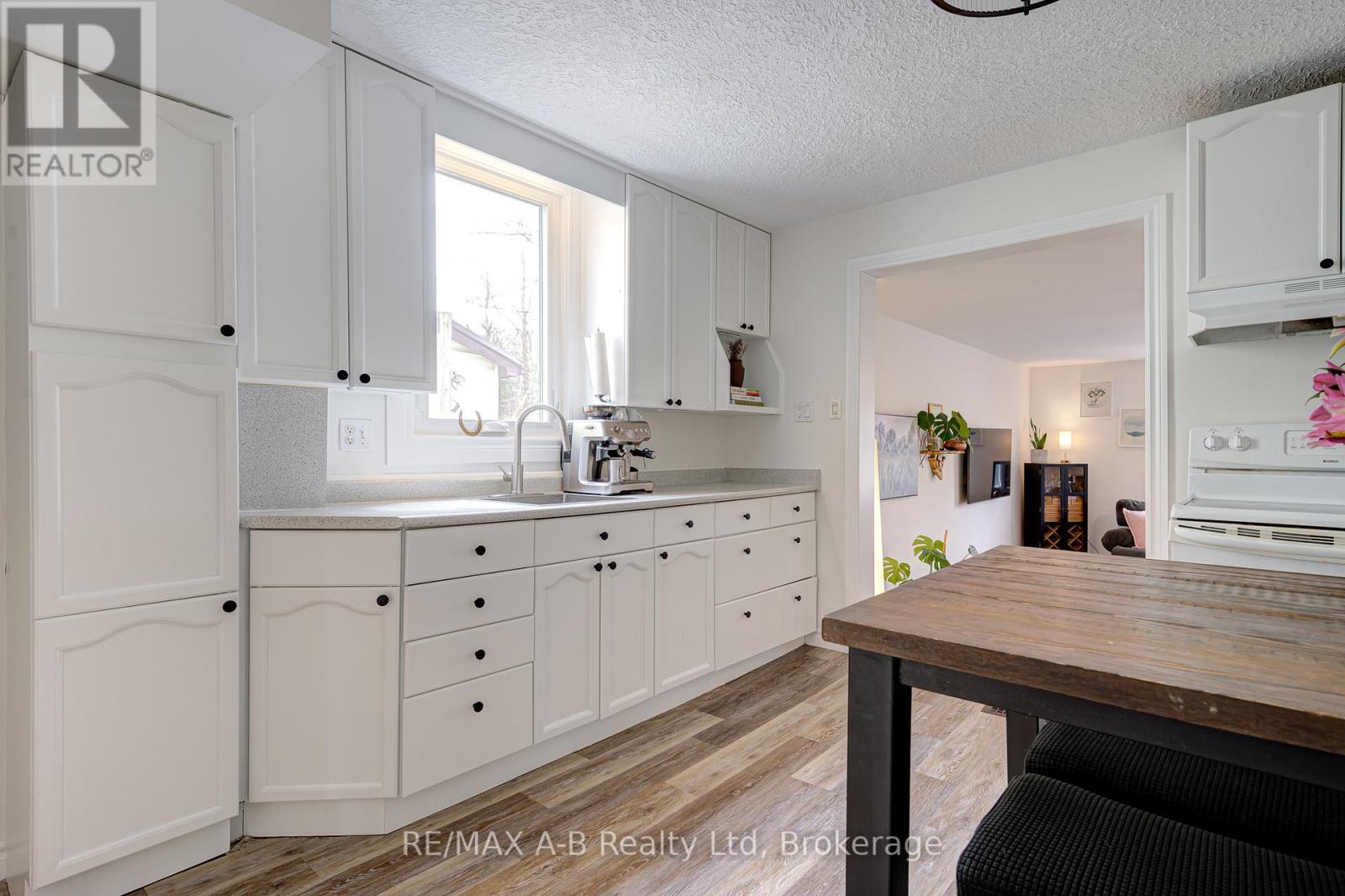 25 Ash Street, Stratford, Ontario  N5A 1M5 - Photo 15 - X12975102