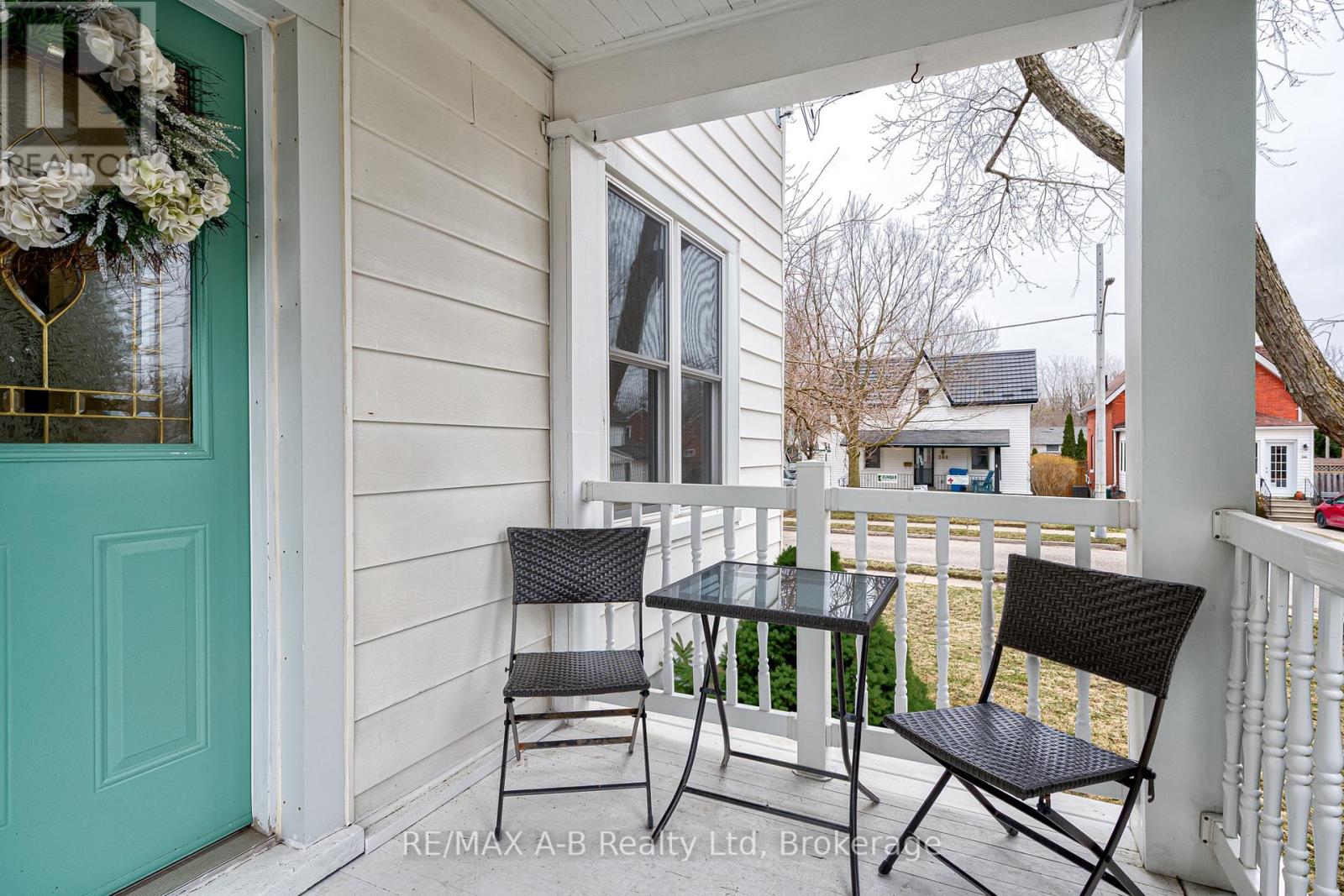 25 Ash Street, Stratford, Ontario  N5A 1M5 - Photo 4 - X12975102