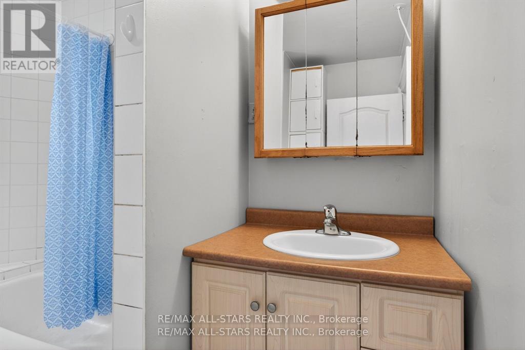 36 Caroline Street, Kawartha Lakes, Ontario  K9V 1T1 - Photo 14 - X12975036