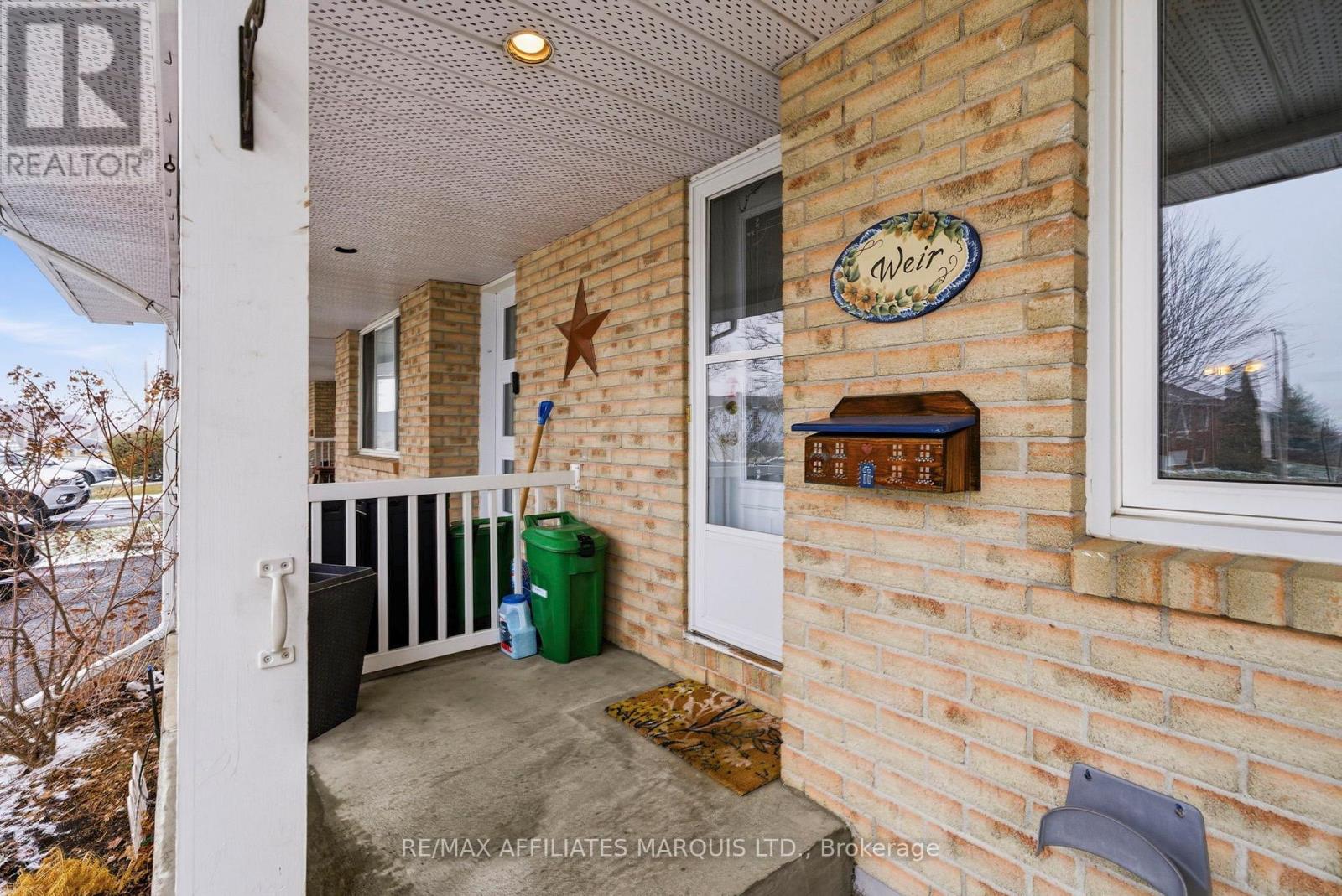 3115 Northdale Drive, Cornwall, Ontario  K6K 1V7 - Photo 3 - X12975014