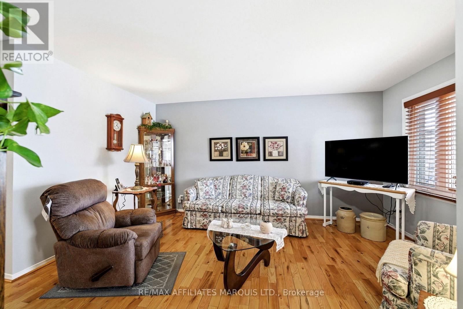 3115 Northdale Drive, Cornwall, Ontario  K6K 1V7 - Photo 6 - X12975014