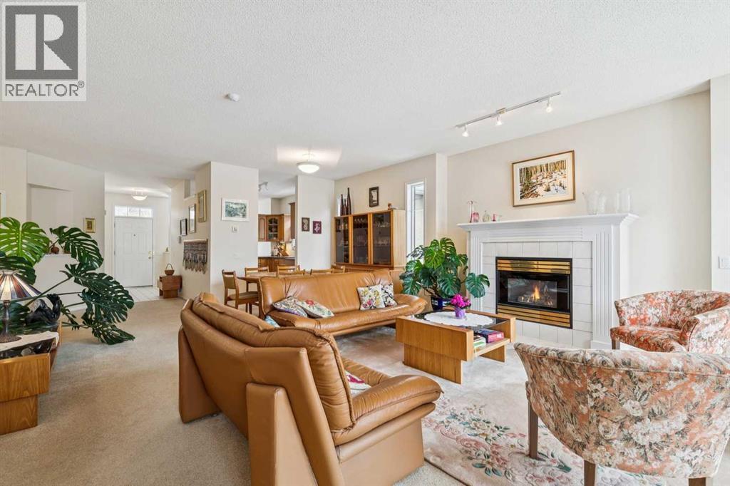 12 Signal Hill Lane SW, Calgary, Alberta  T3H 3N8 - Photo 11 - A2299943