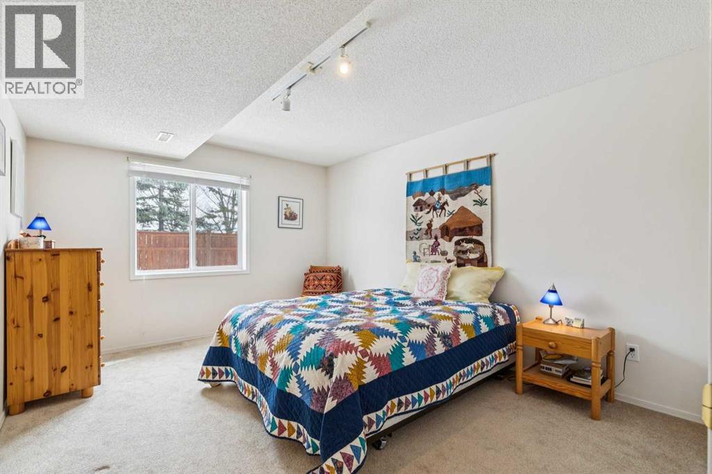 12 Signal Hill Lane SW, Calgary, Alberta  T3H 3N8 - Photo 28 - A2299943