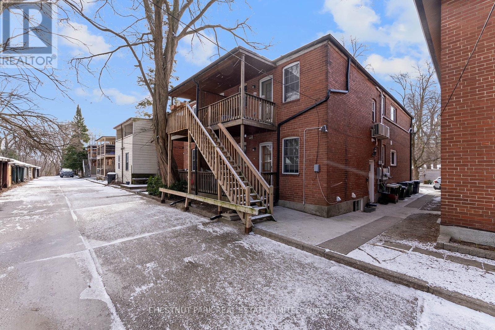 Upper - 26 Strathgowan Avenue, Toronto, Ontario  M4N 1B9 - Photo 20 - C12974998