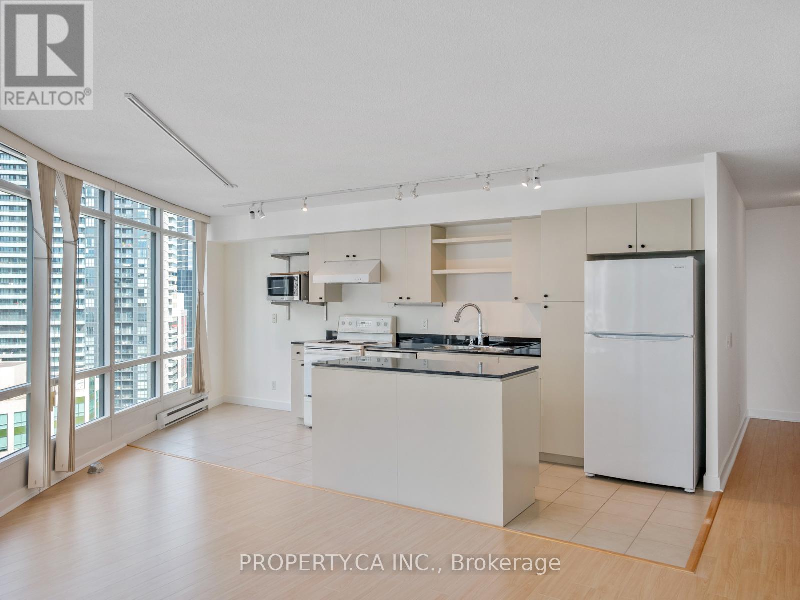 2110 - 361 Front Street W, Toronto, Ontario  M5V 3R5 - Photo 13 - C12975078