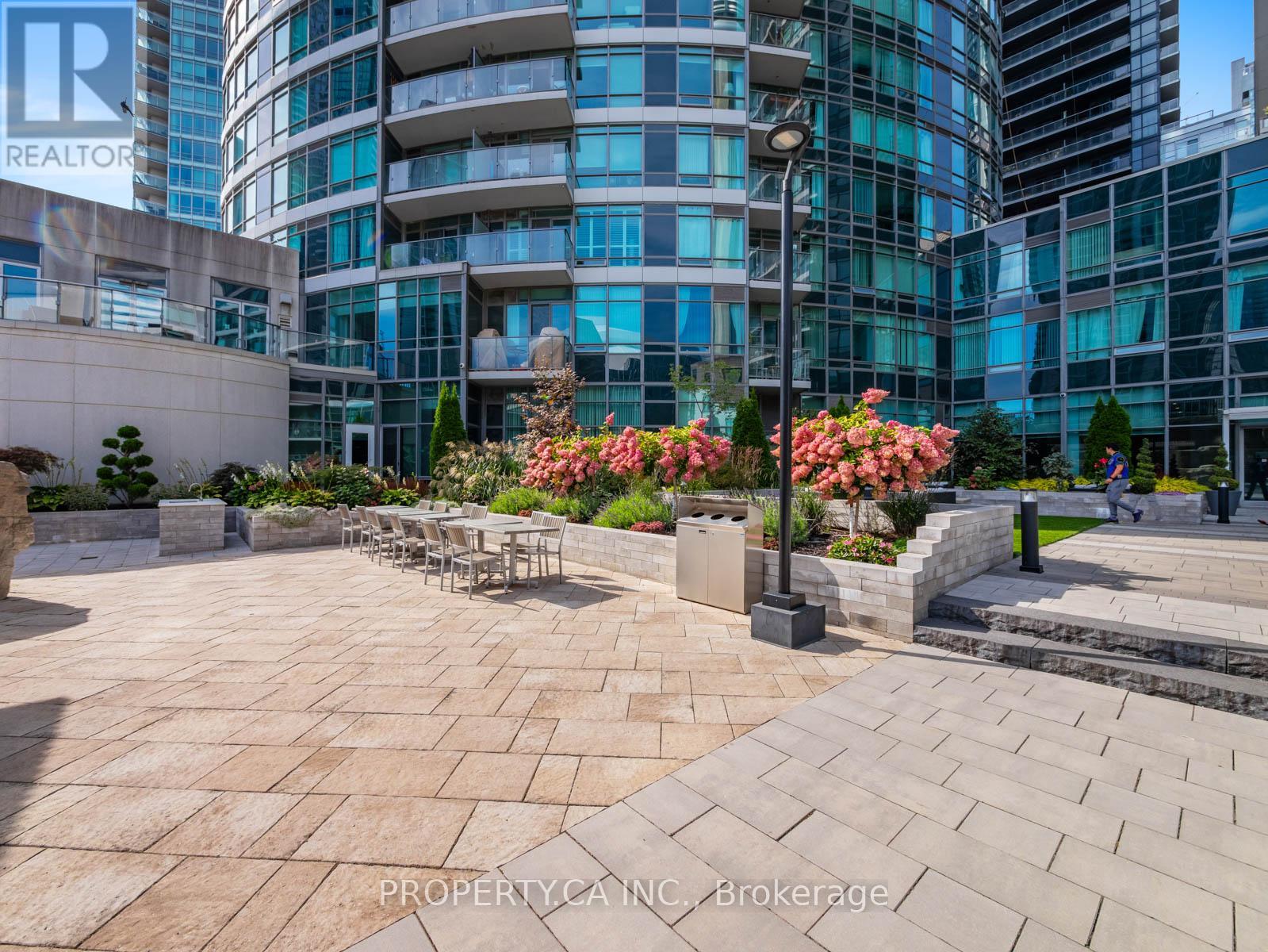 2110 - 361 Front Street W, Toronto, Ontario  M5V 3R5 - Photo 25 - C12975078