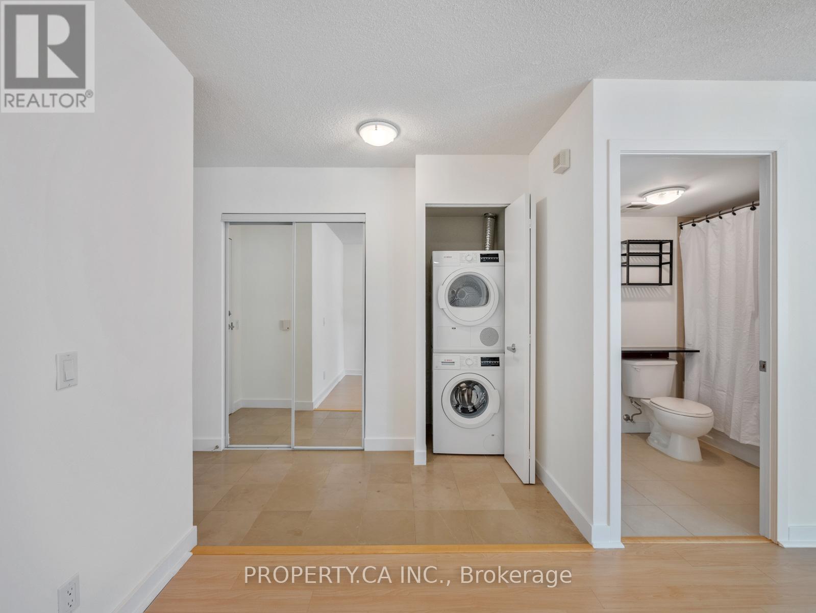 2110 - 361 Front Street W, Toronto, Ontario  M5V 3R5 - Photo 6 - C12975078