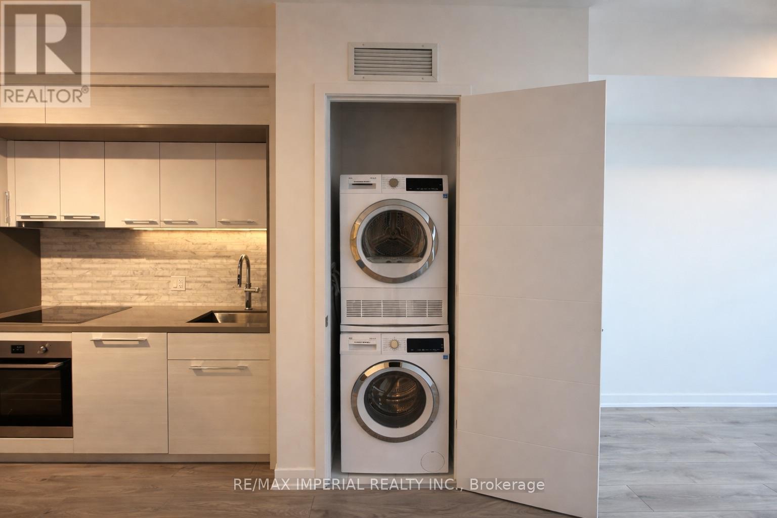 1205 - 29 Green Trail Court, Toronto, Ontario  M2K 1E3 - Photo 3 - C12975118