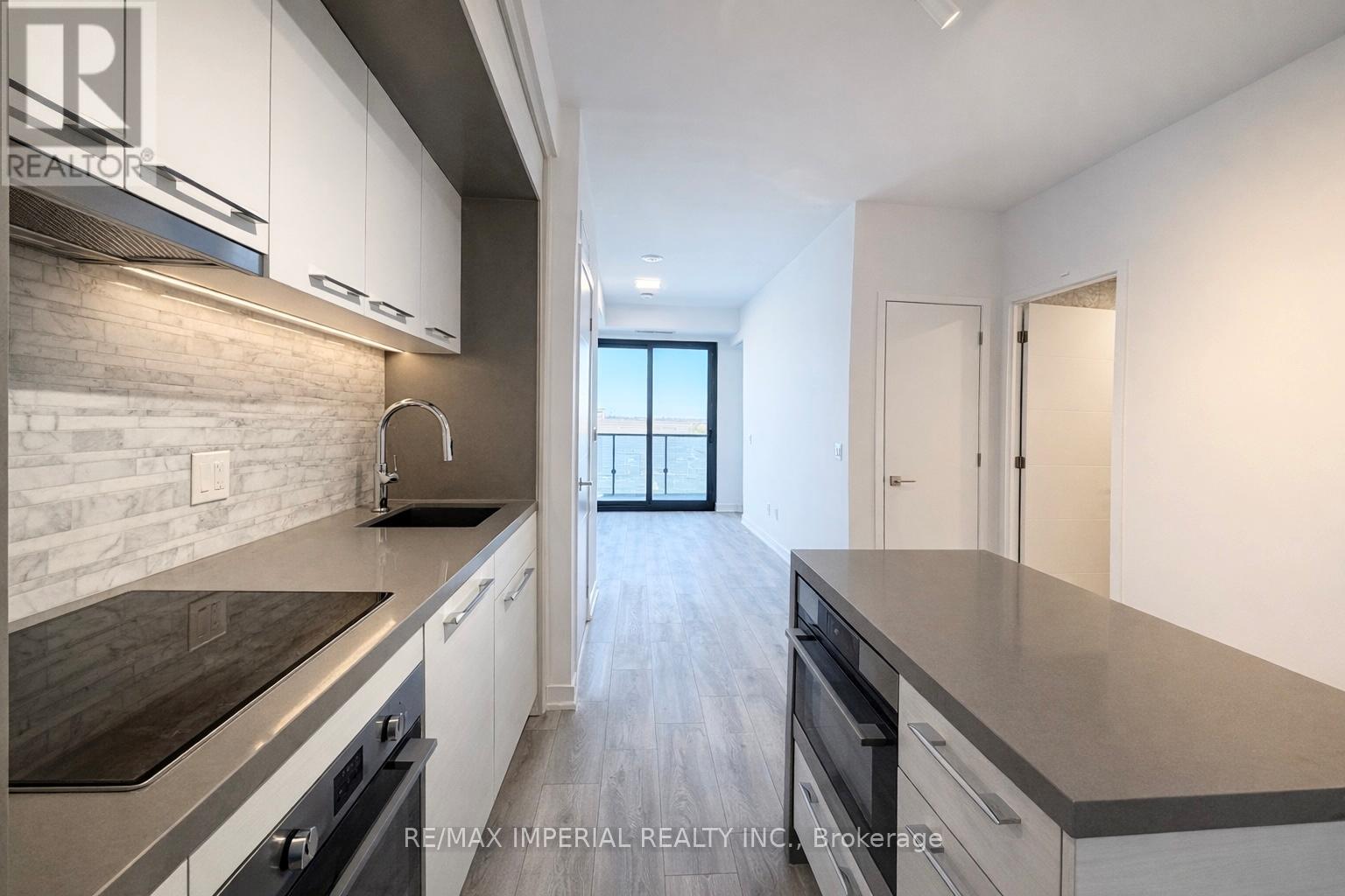 1205 - 29 Green Trail Court, Toronto, Ontario  M2K 1E3 - Photo 5 - C12975118