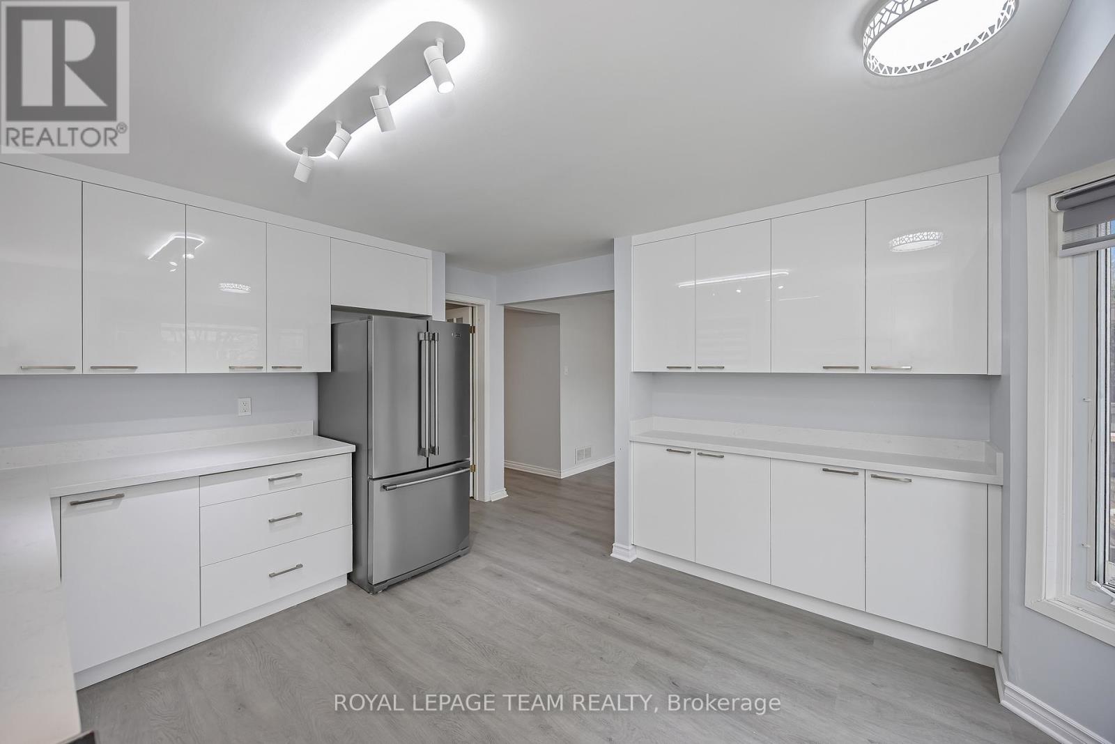 69 Pinetrail Crescent, Ottawa, Ontario  K2G 5B2 - Photo 11 - X12974994