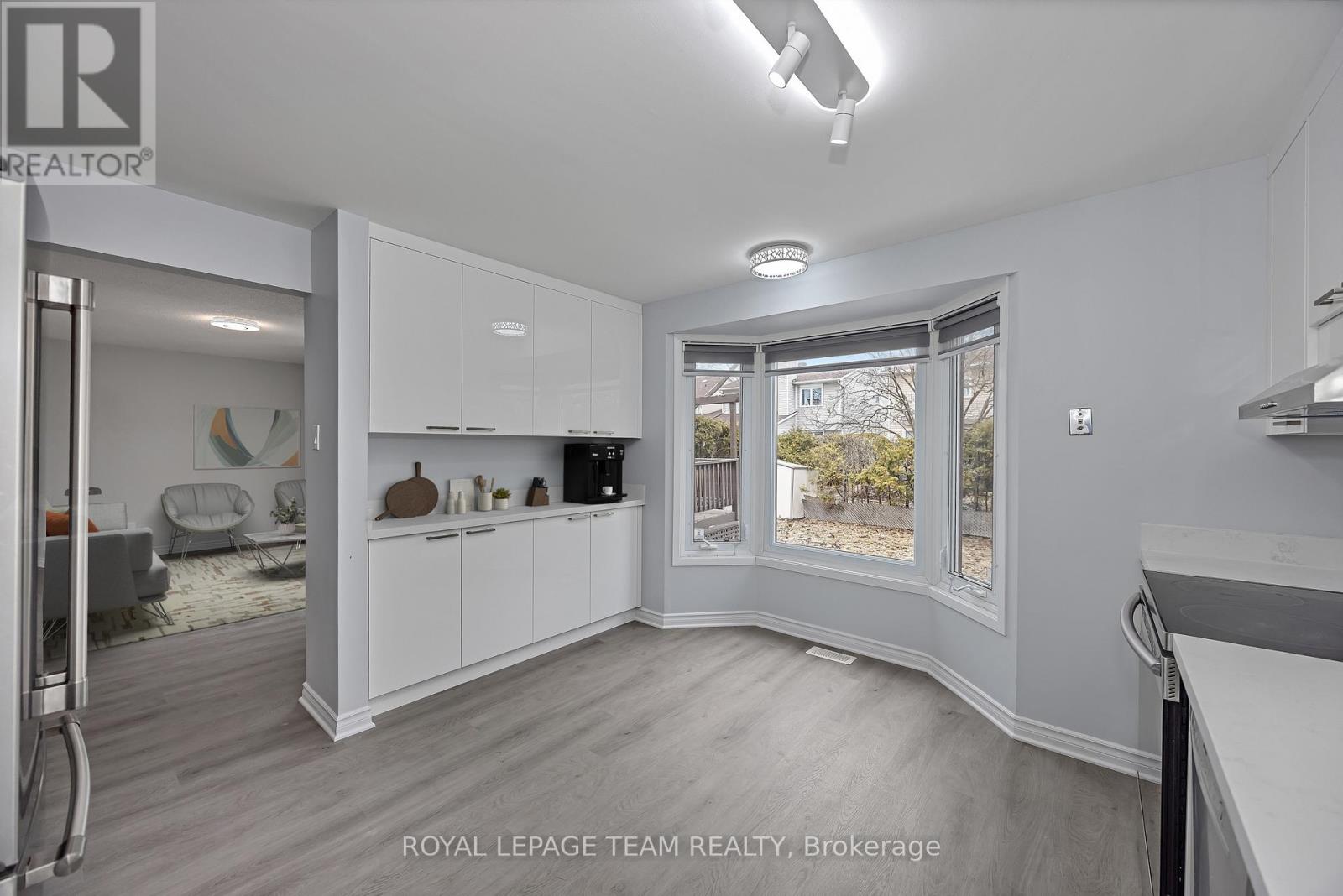 69 Pinetrail Crescent, Ottawa, Ontario  K2G 5B2 - Photo 12 - X12974994