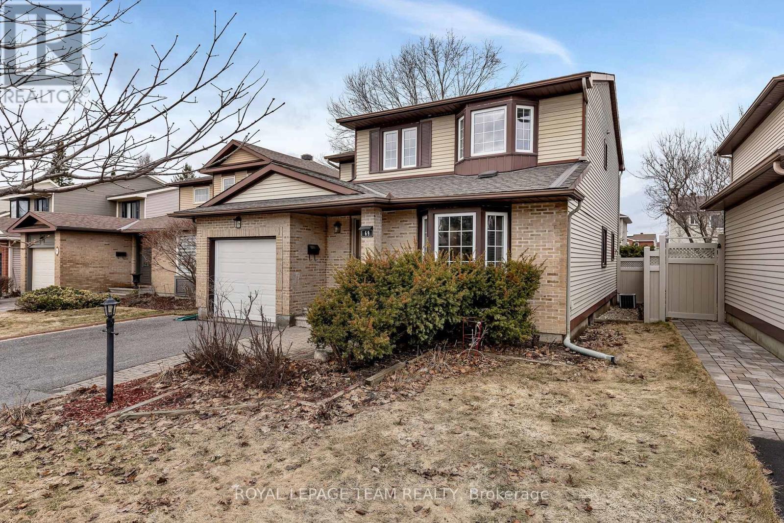 69 Pinetrail Crescent, Ottawa, Ontario  K2G 5B2 - Photo 2 - X12974994