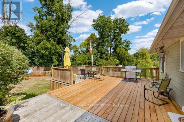 2 Armstrong Place, North Dundas, Ontario  K0C 1H0 - Photo 32 - X12975008