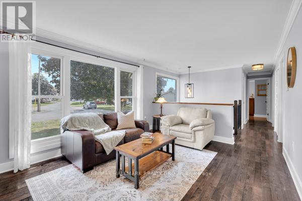 2 Armstrong Place, North Dundas, Ontario  K0C 1H0 - Photo 6 - X12975008