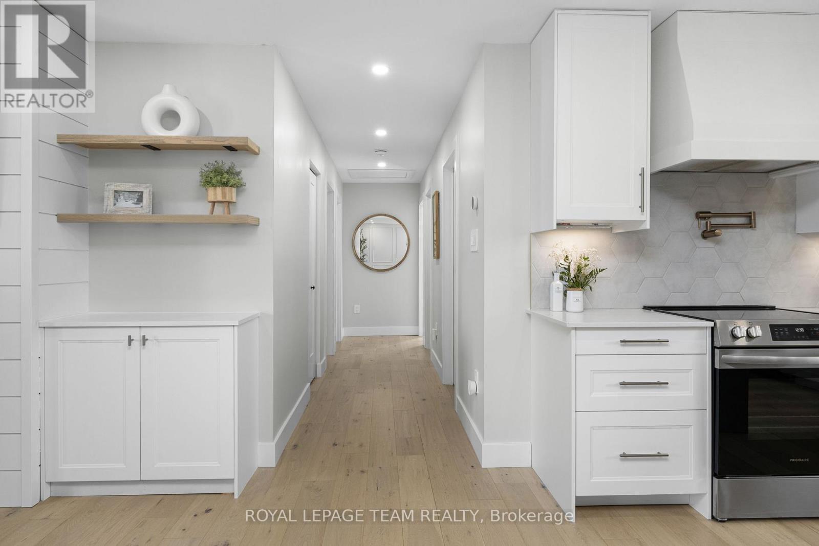 1386 Johnston Drive, Ottawa, Ontario  K4P 1A6 - Photo 16 - X12975010