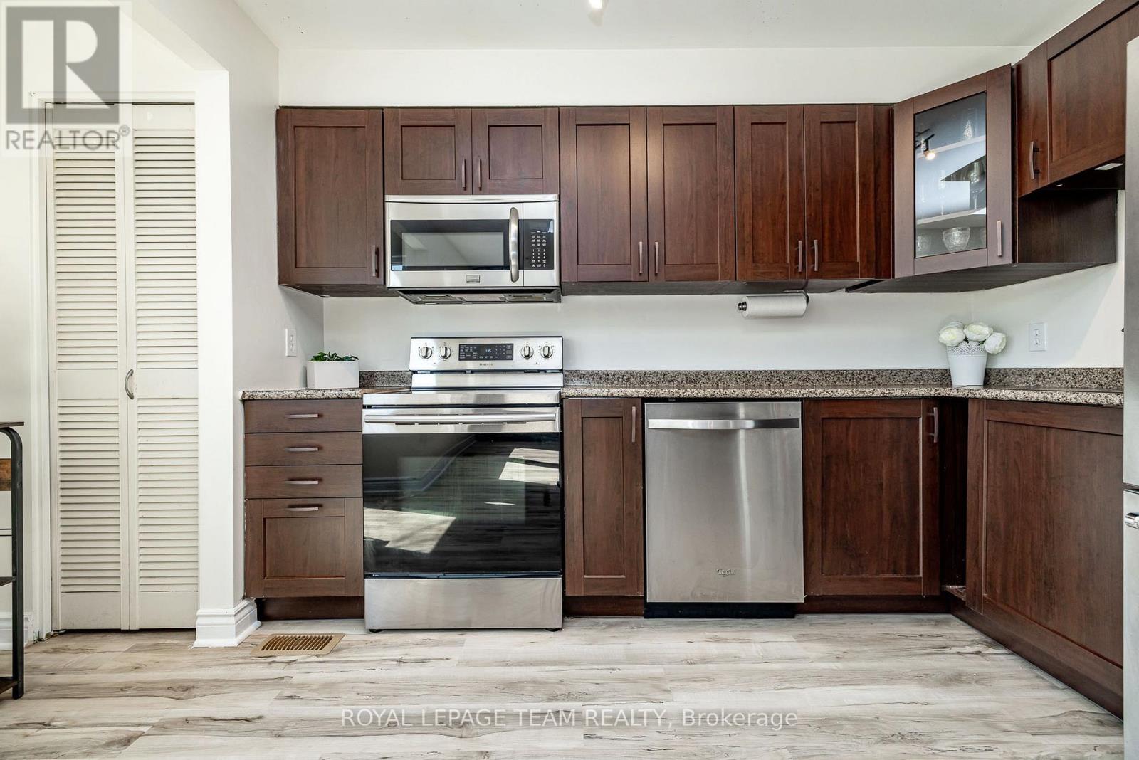 28 - 28 Peary Way, Ottawa, Ontario  K2L 1Z8 - Photo 15 - X12975012