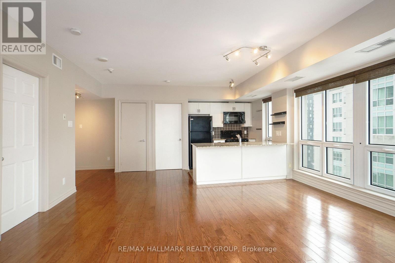 1701 - 234 Rideau Street, Ottawa, Ontario  K1N 0A9 - Photo 8 - X12975022