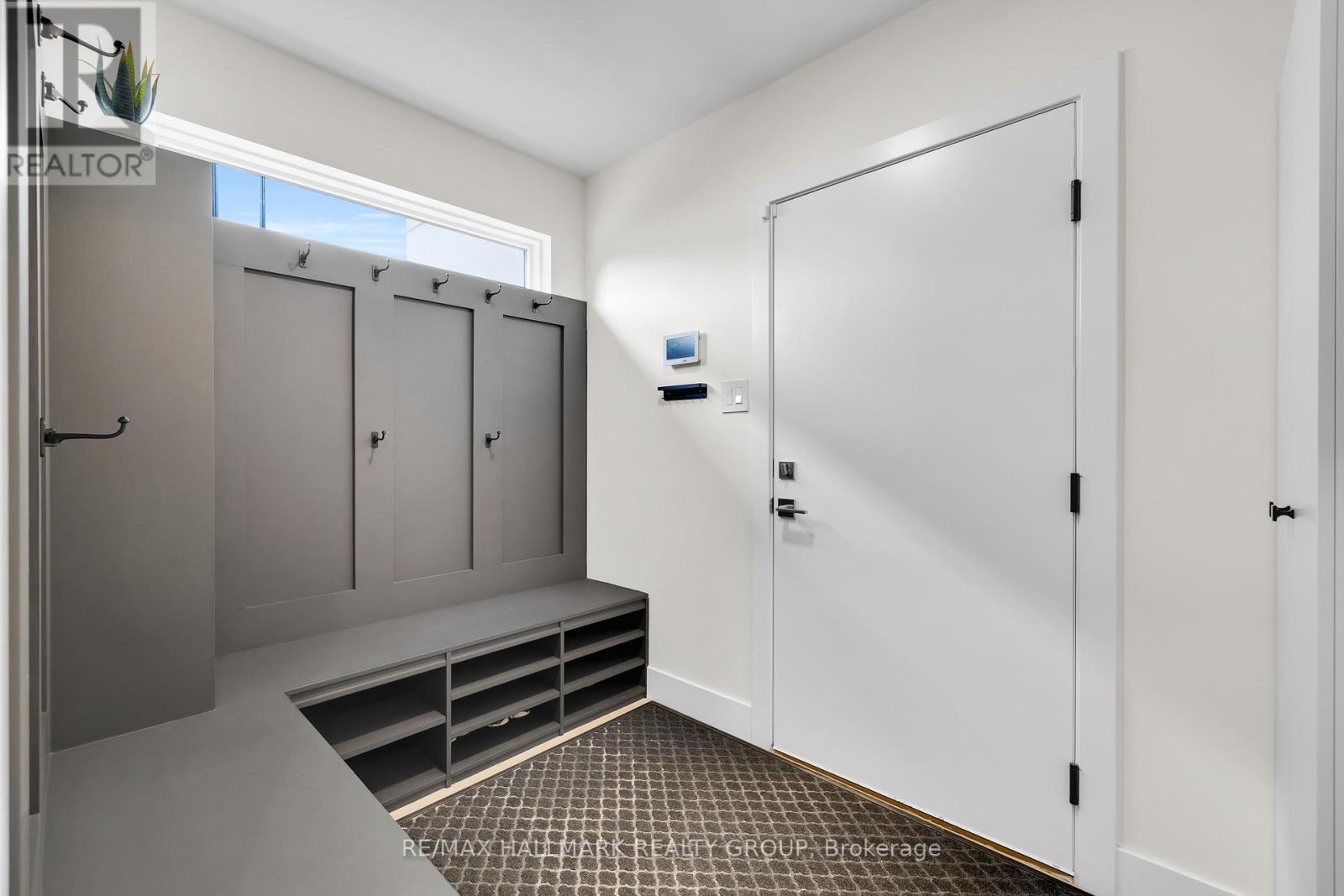 1976 Lenester Avenue, Ottawa, Ontario  K2A 1J9 - Photo 18 - X12975026