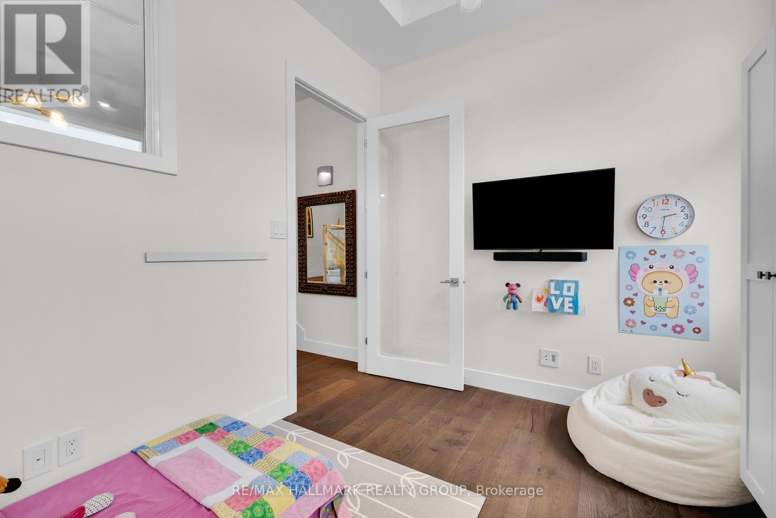 1976 Lenester Avenue, Ottawa, Ontario  K2A 1J9 - Photo 23 - X12975026