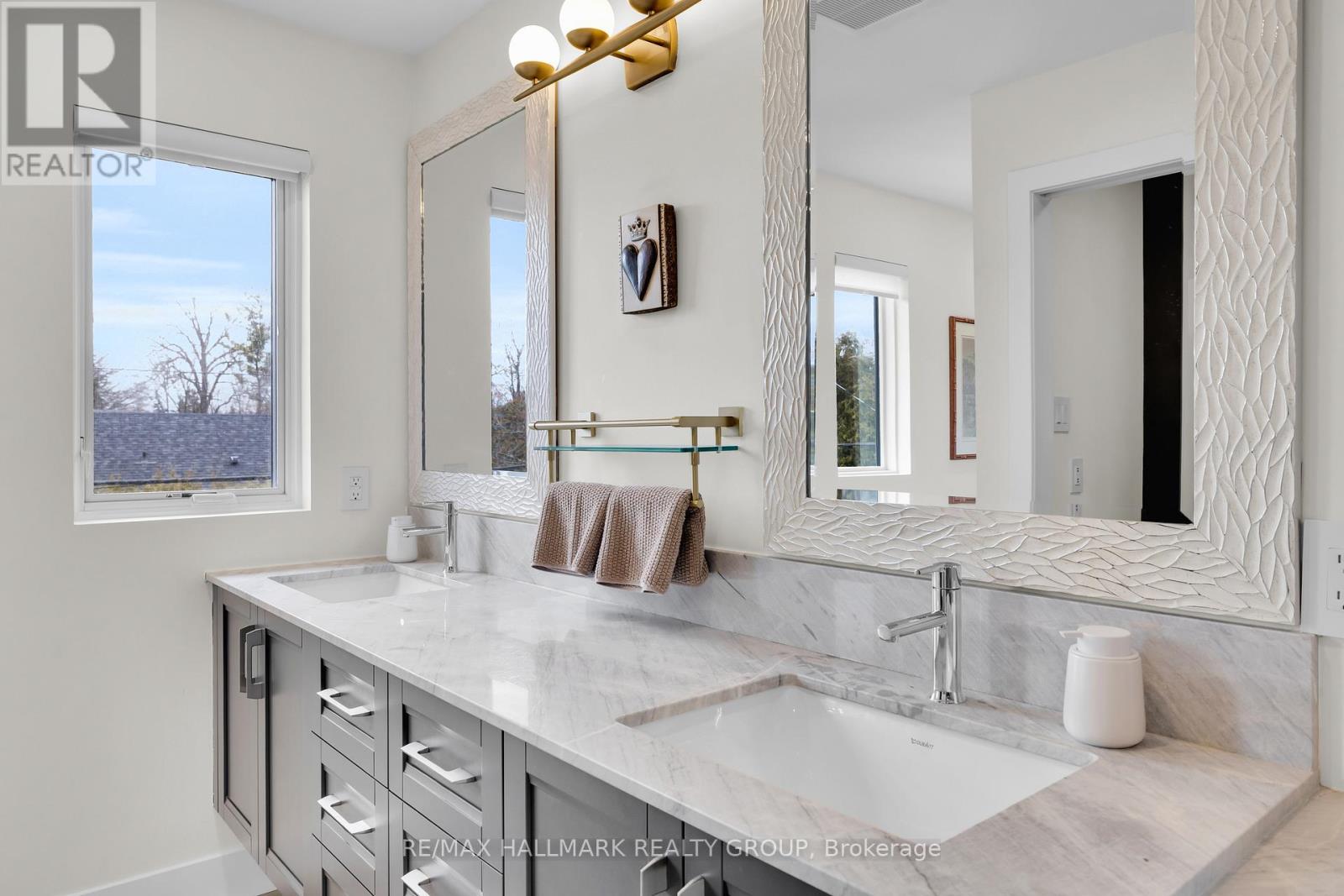 1976 Lenester Avenue, Ottawa, Ontario  K2A 1J9 - Photo 28 - X12975026