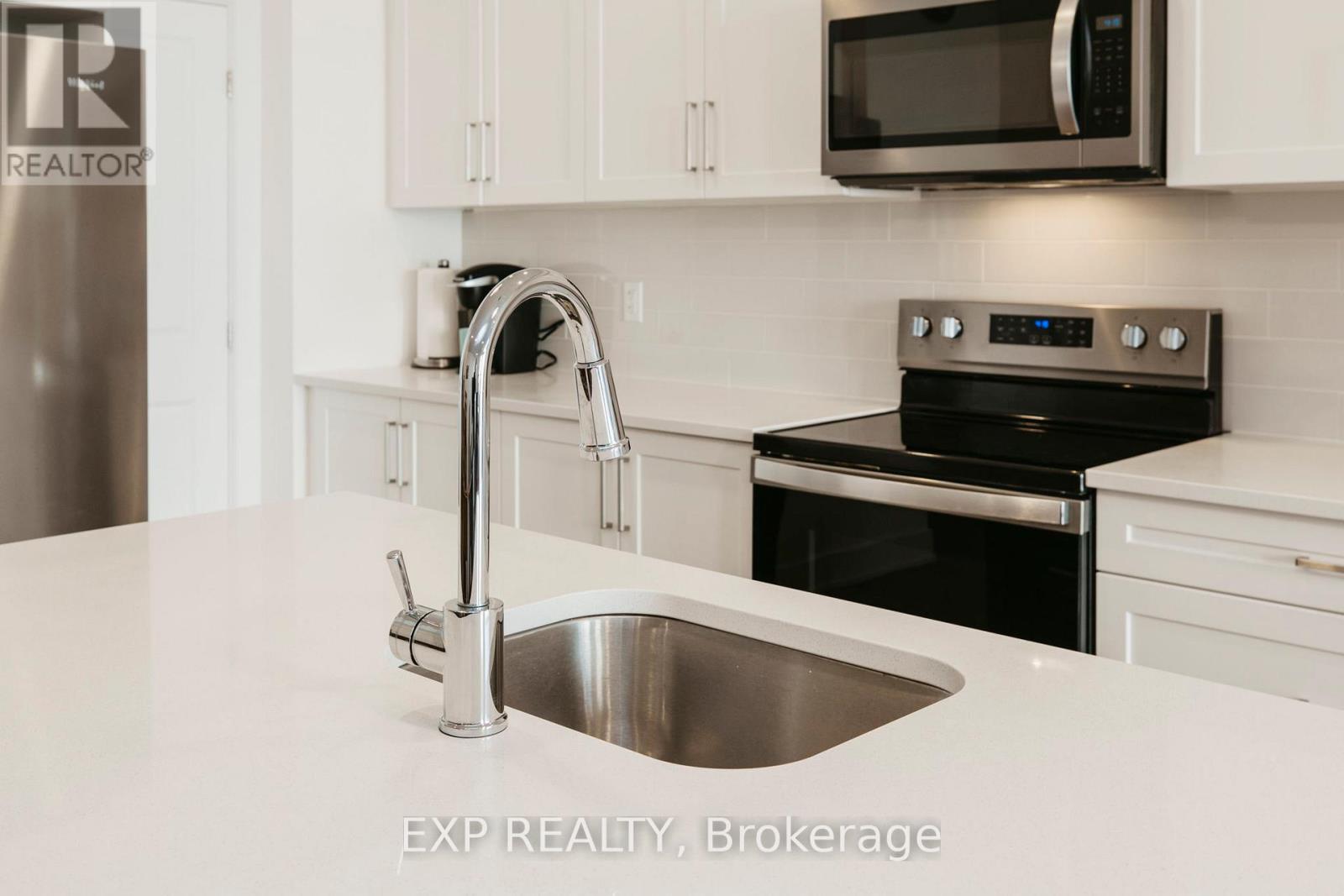 85 O'donovan Drive, Carleton Place, Ontario  K7C 0S2 - Photo 10 - X12975132