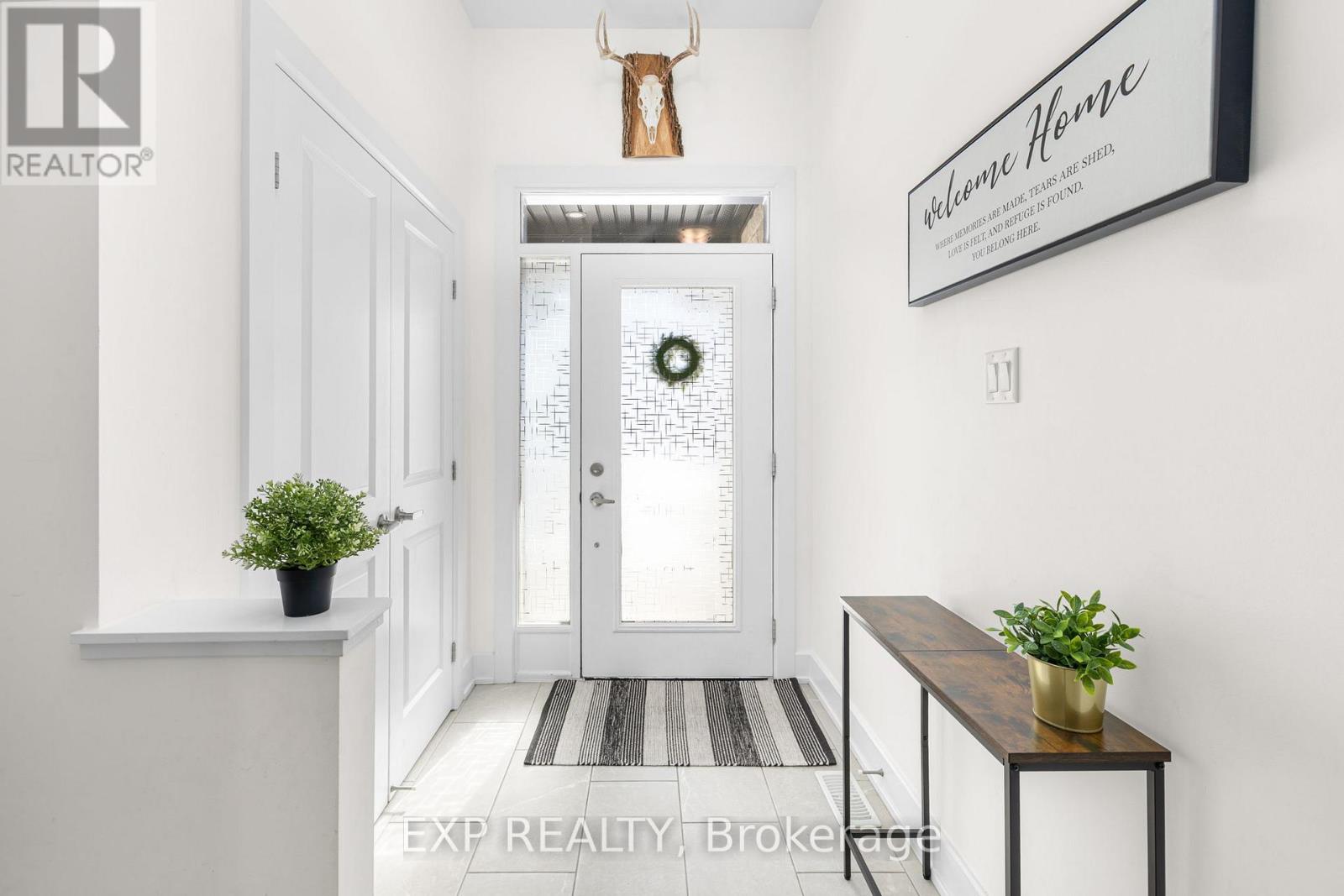 85 O'donovan Drive, Carleton Place, Ontario  K7C 0S2 - Photo 3 - X12975132