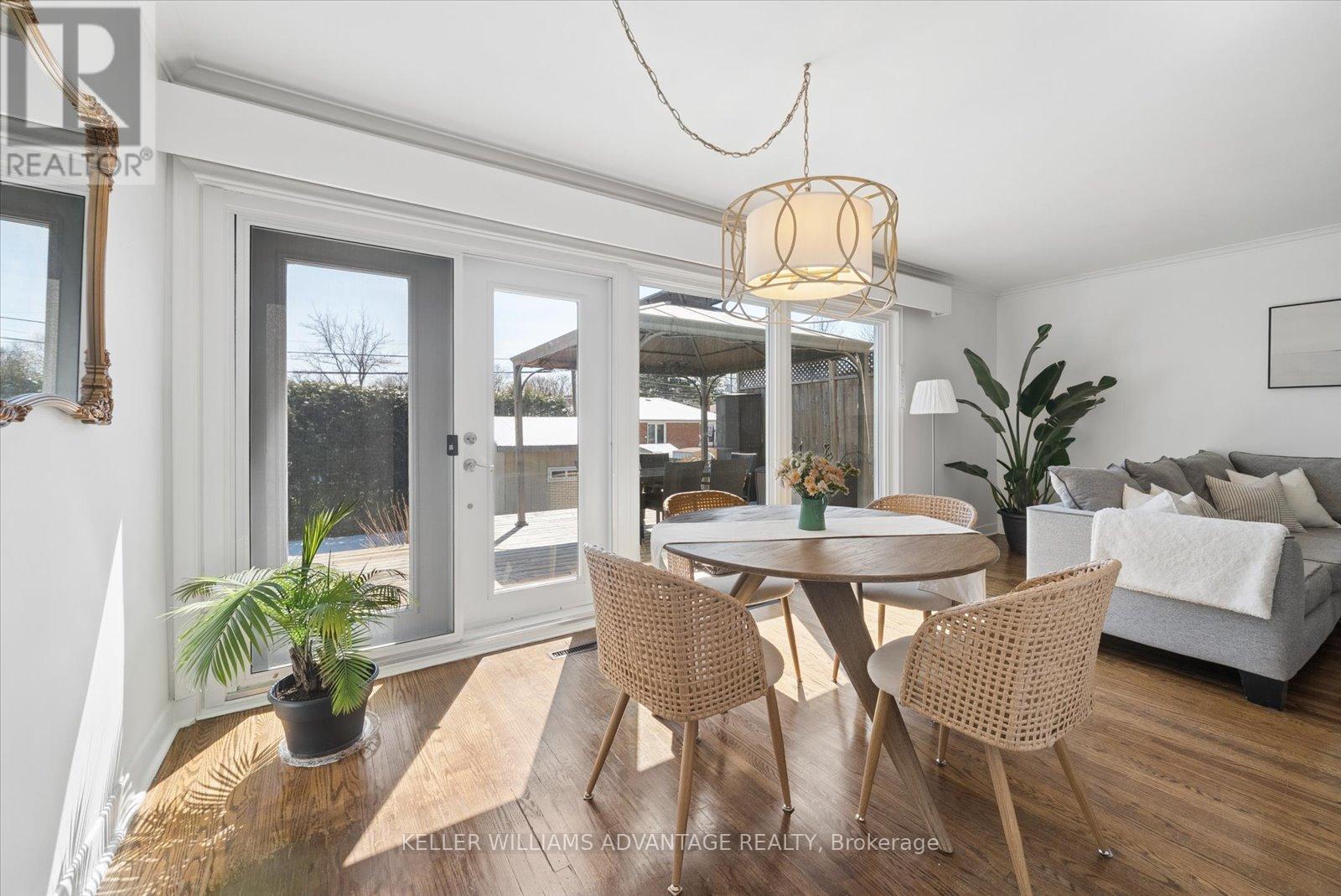 21 Deerfield Road, Toronto, Ontario  M1K 4W8 - Photo 8 - E12975050