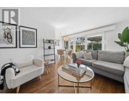 21 DEERFIELD ROAD, Toronto, Ontario