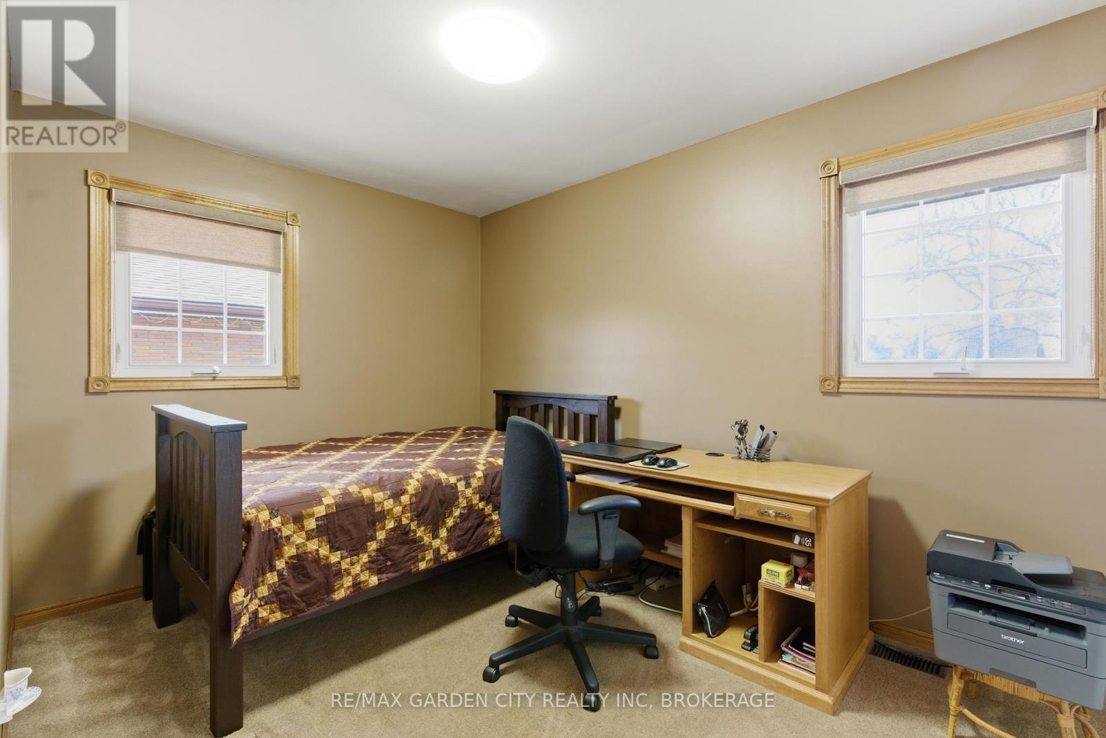 19 Tamarack Avenue, St. Catharines, Ontario  L2M 3B8 - Photo 13 - X12975094