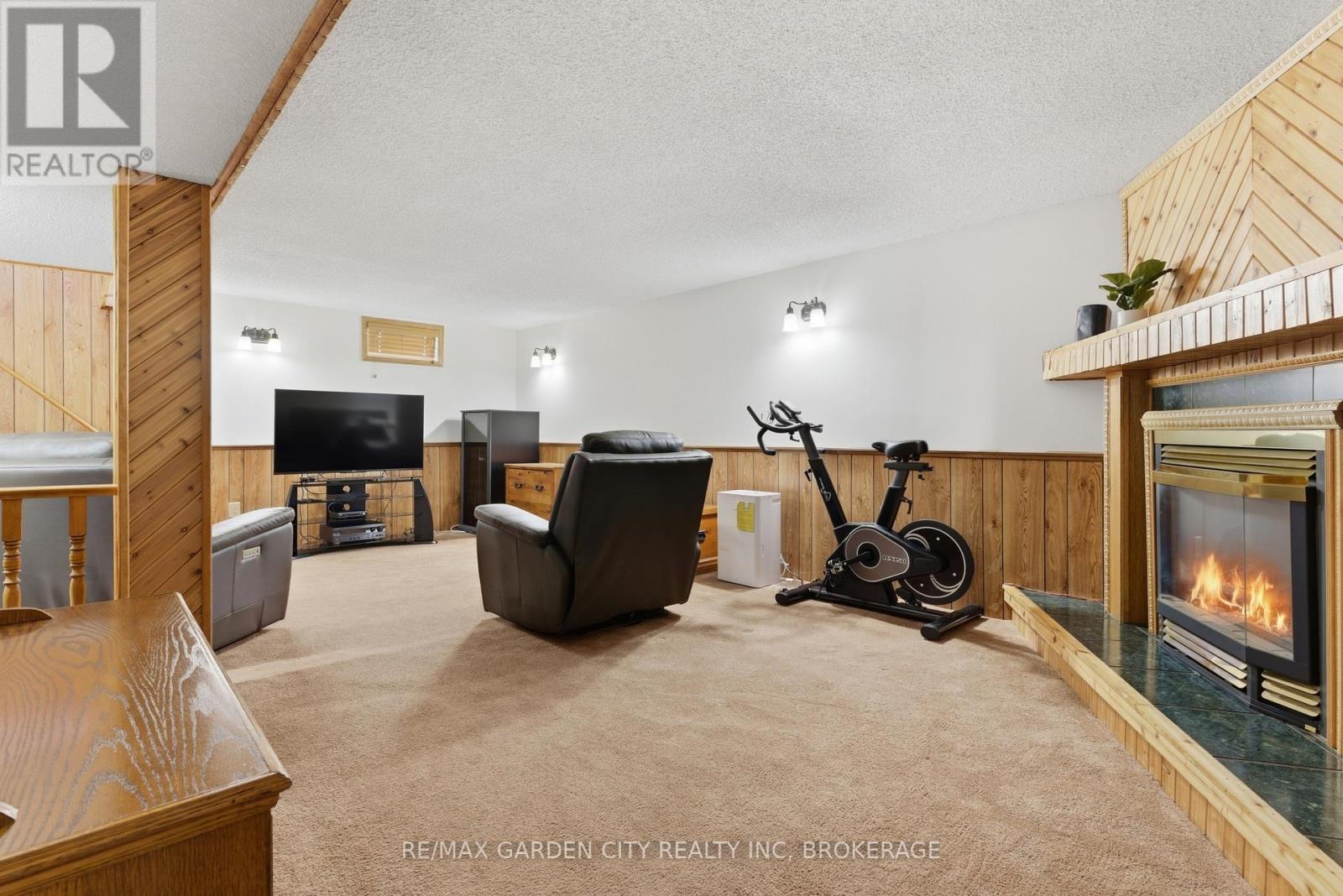 19 Tamarack Avenue, St. Catharines, Ontario  L2M 3B8 - Photo 16 - X12975094