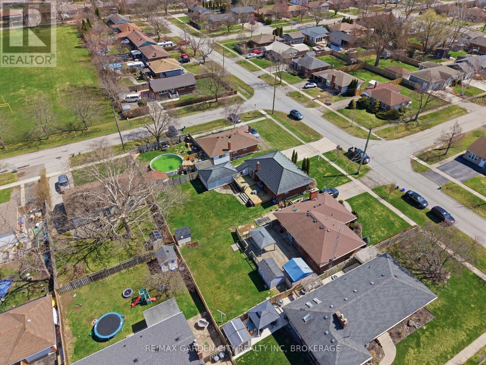 19 Tamarack Avenue, St. Catharines, Ontario  L2M 3B8 - Photo 31 - X12975094