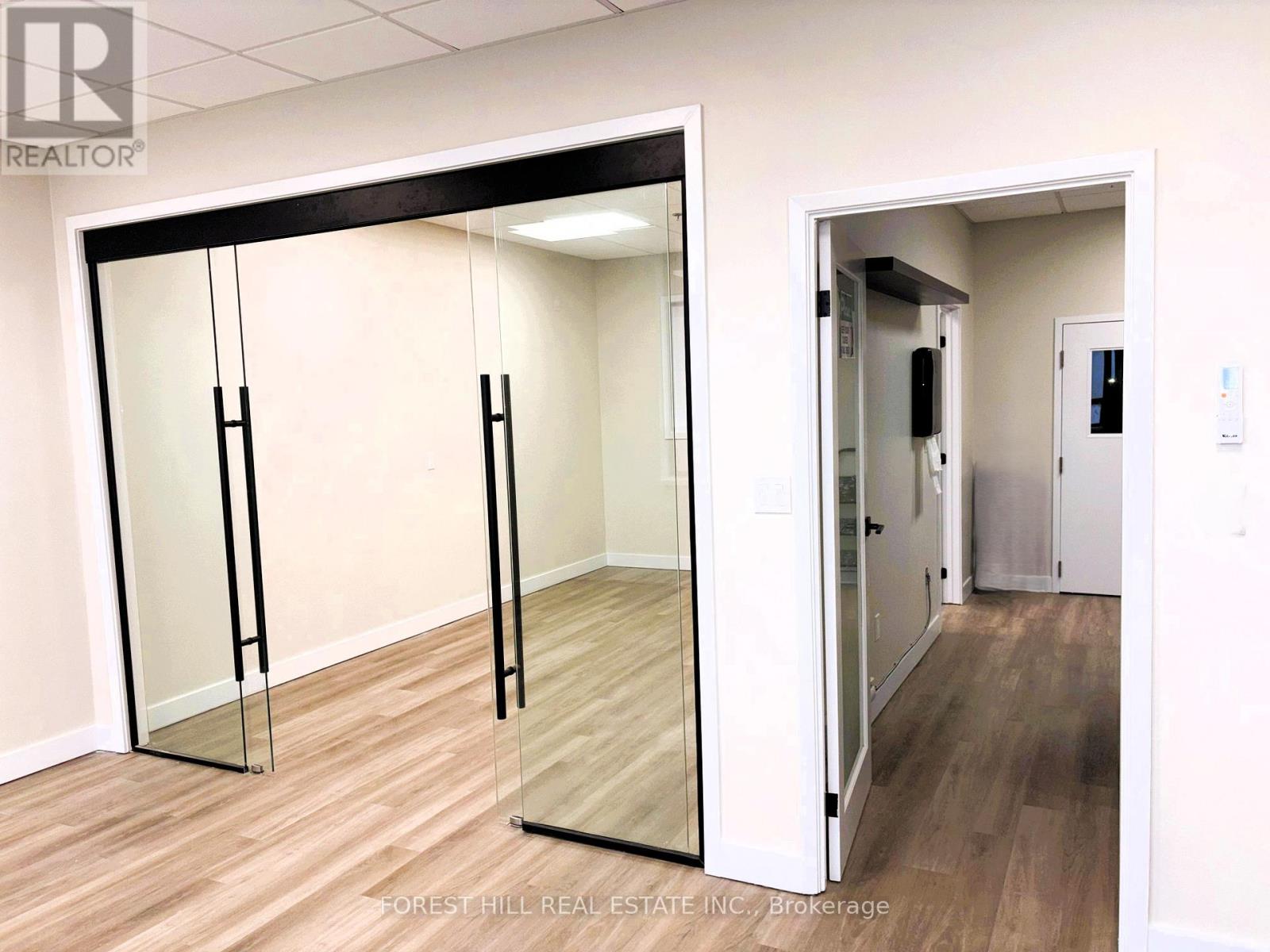 7 - 90 Esna Park Drive, Markham, Ontario  L3R 2R7 - Photo 10 - N12974996