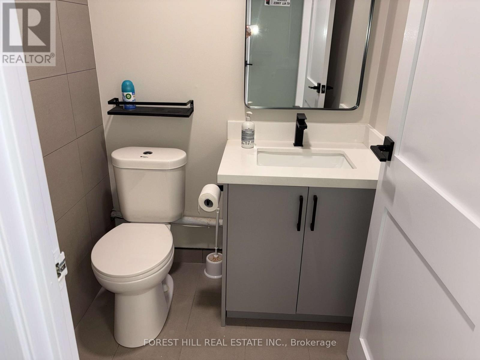 7 - 90 Esna Park Drive, Markham, Ontario  L3R 2R7 - Photo 20 - N12974996