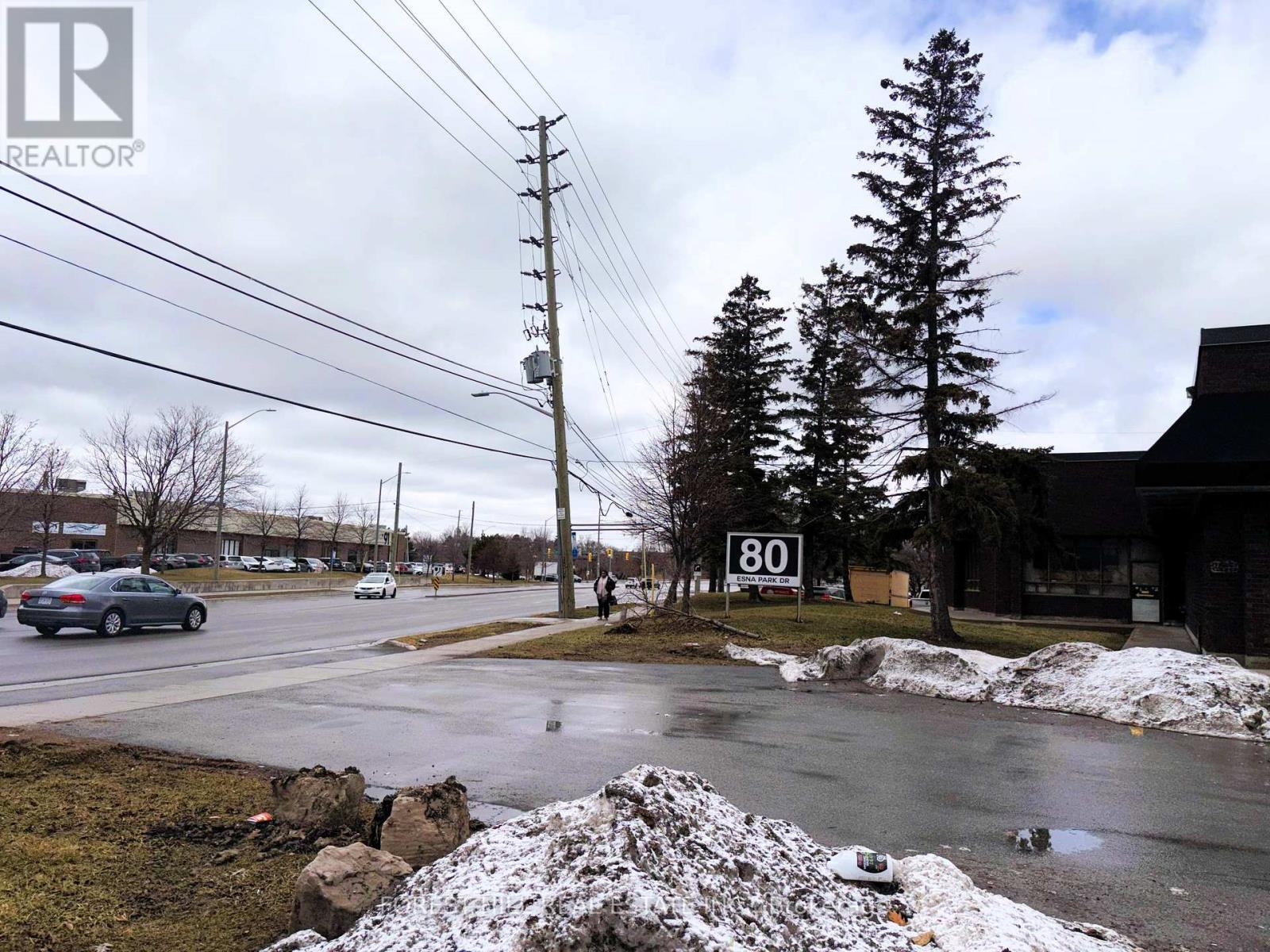 7 - 90 Esna Park Drive, Markham, Ontario  L3R 2R7 - Photo 8 - N12974996