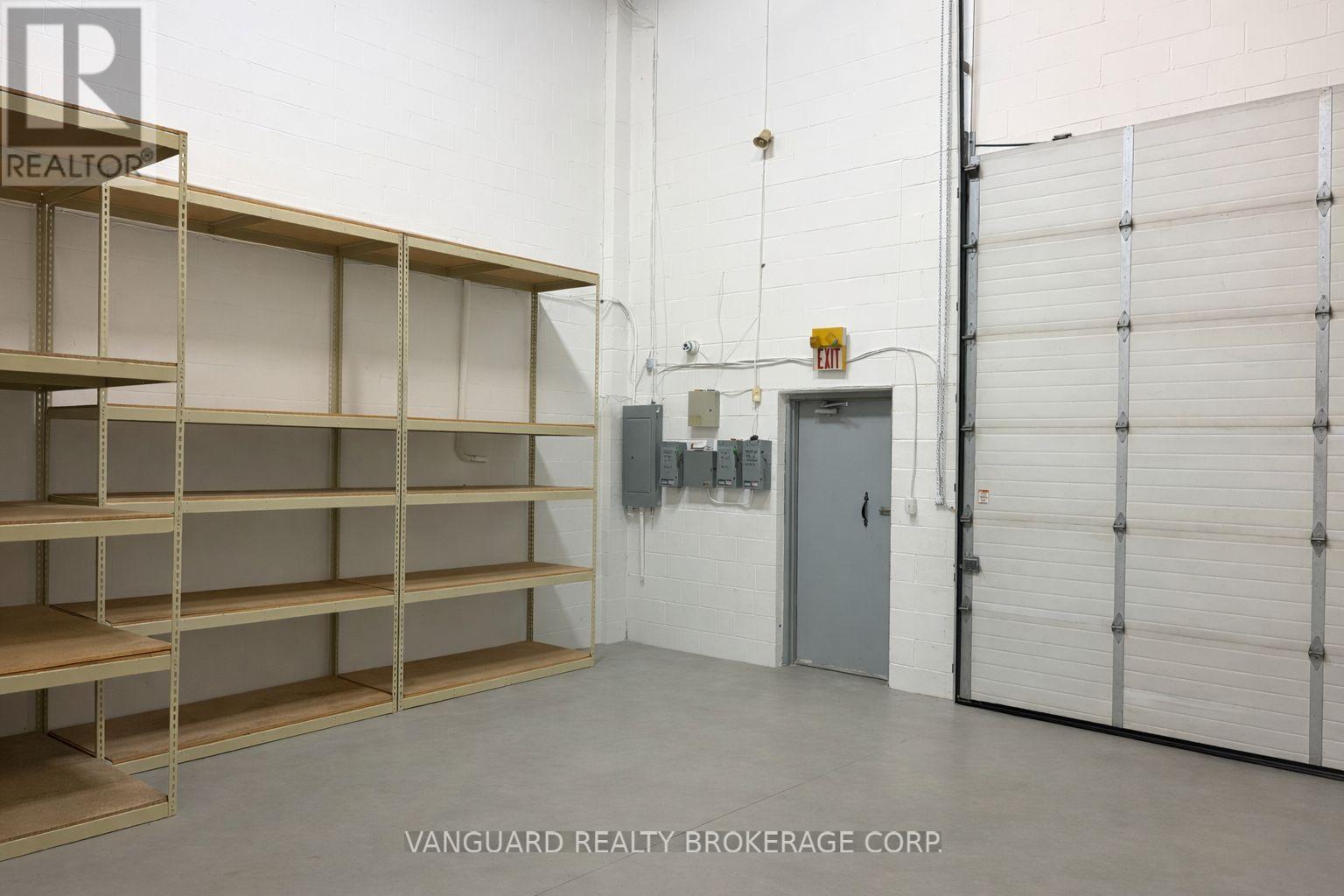 11 - 357 Edgeley Boulevard, Vaughan, Ontario  L4K 3Y2 - Photo 7 - N12975134