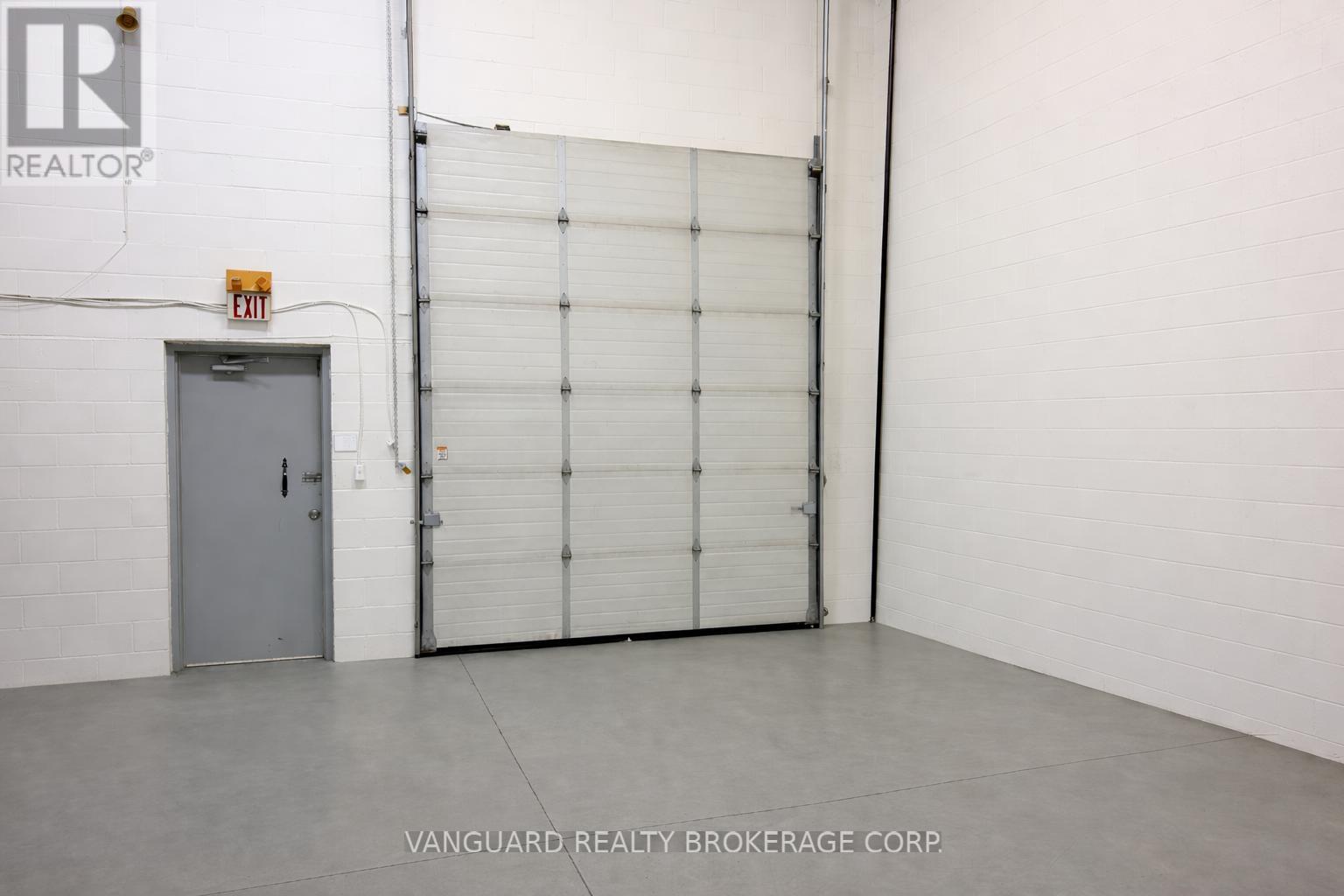 11 - 357 Edgeley Boulevard, Vaughan, Ontario  L4K 3Y2 - Photo 8 - N12975134