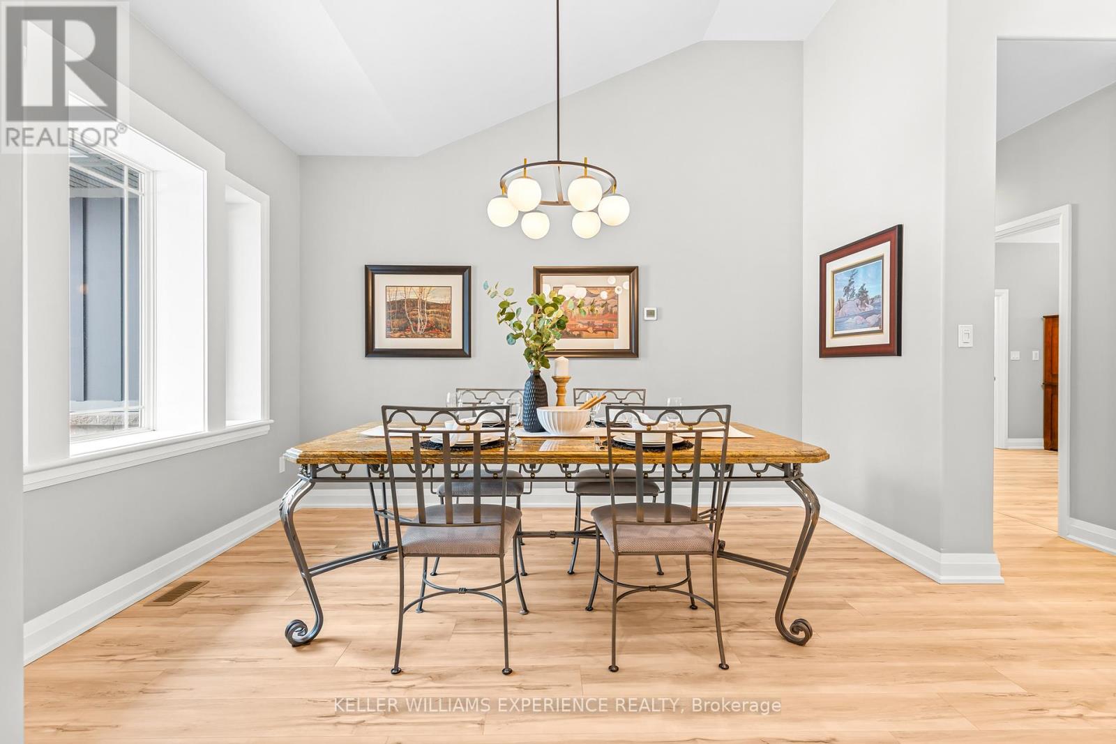 34 Windermere Circle, Tay, Ontario  L4R 0C3 - Photo 13 - S12974988