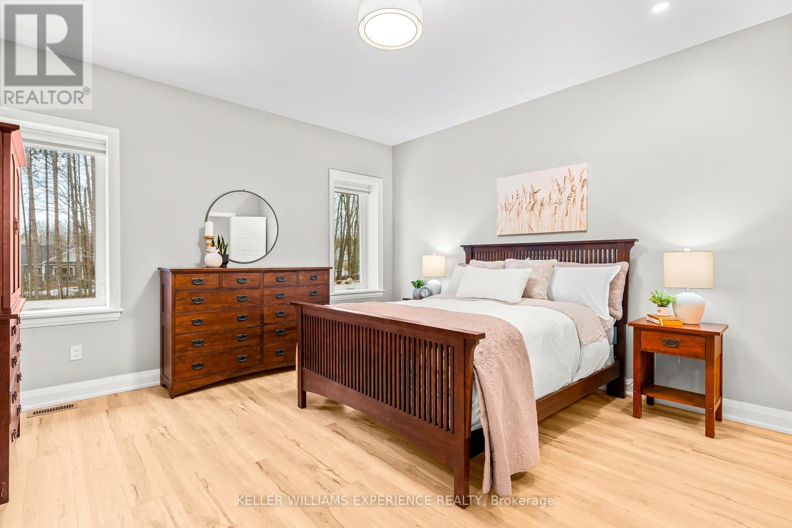 34 Windermere Circle, Tay, Ontario  L4R 0C3 - Photo 19 - S12974988