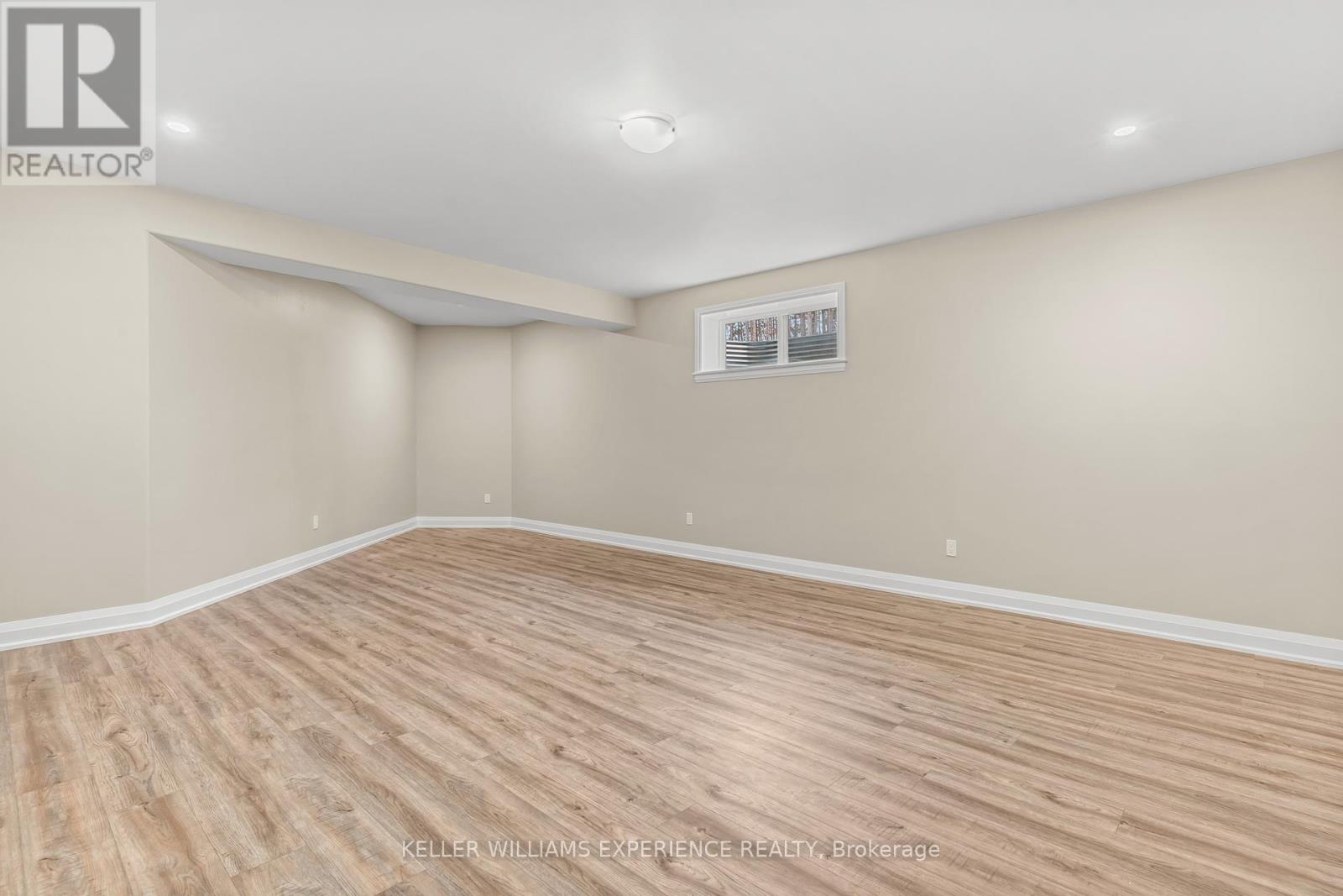 34 Windermere Circle, Tay, Ontario  L4R 0C3 - Photo 31 - S12974988