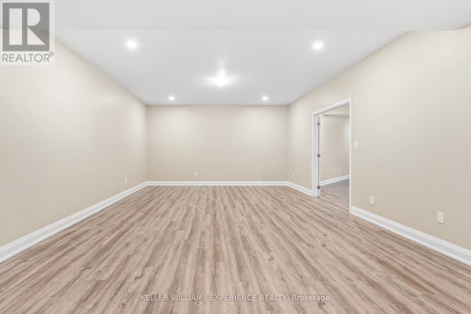 34 Windermere Circle, Tay, Ontario  L4R 0C3 - Photo 33 - S12974988