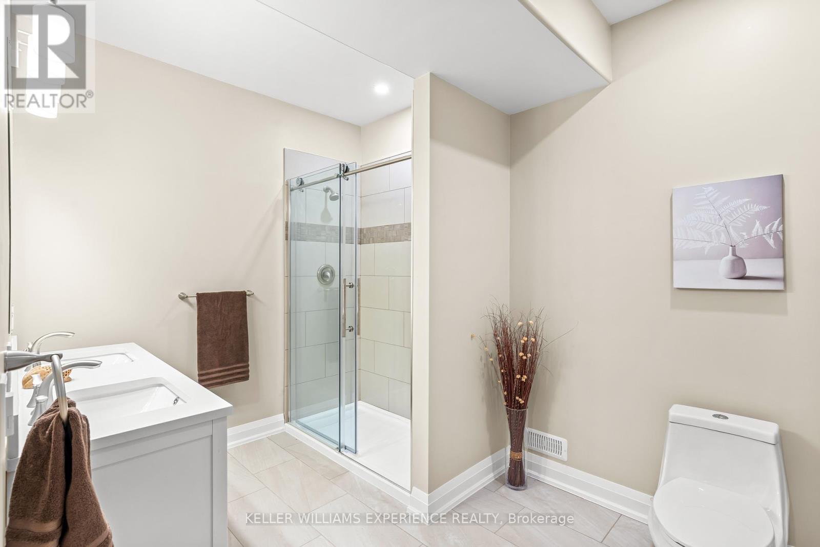 34 Windermere Circle, Tay, Ontario  L4R 0C3 - Photo 38 - S12974988