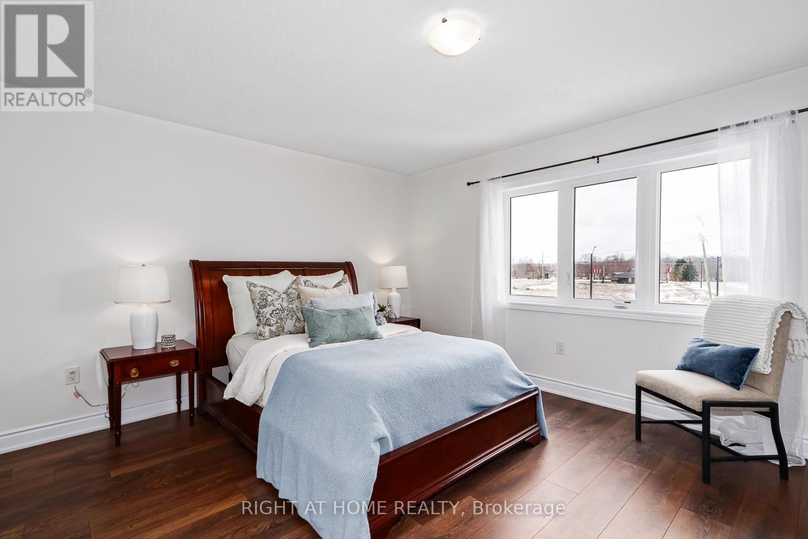 9 Mission Street, Wasaga Beach, Ontario  L9Z 0L8 - Photo 15 - S12975080