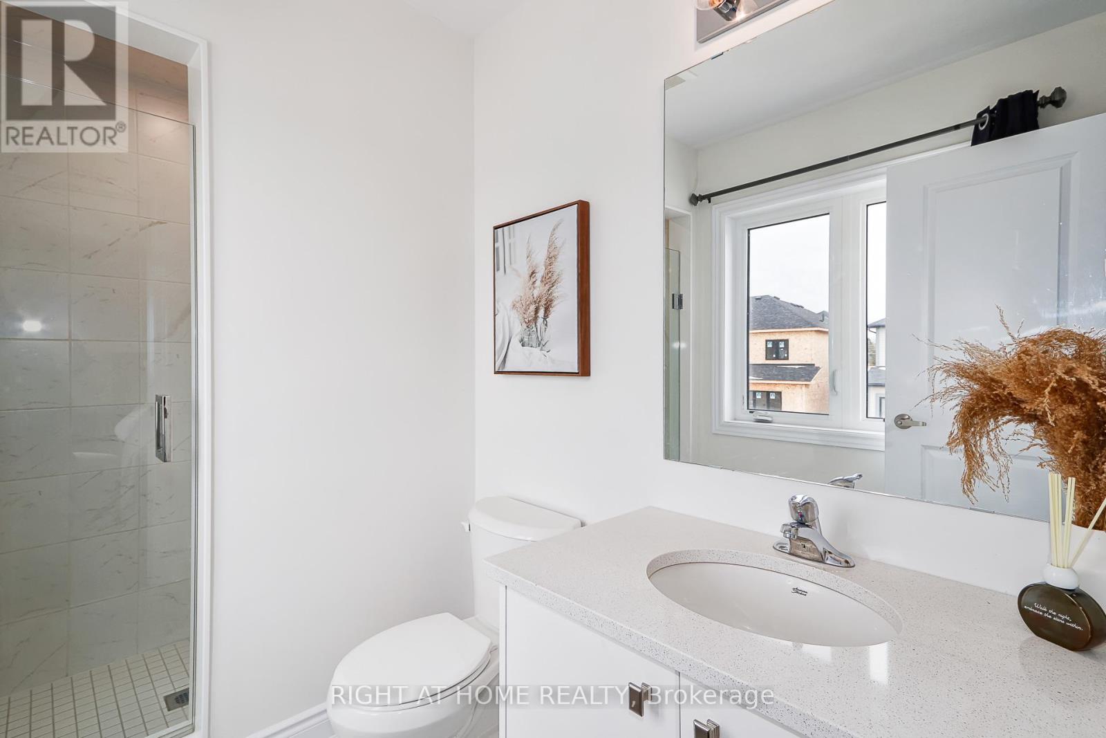 9 Mission Street, Wasaga Beach, Ontario  L9Z 0L8 - Photo 16 - S12975080